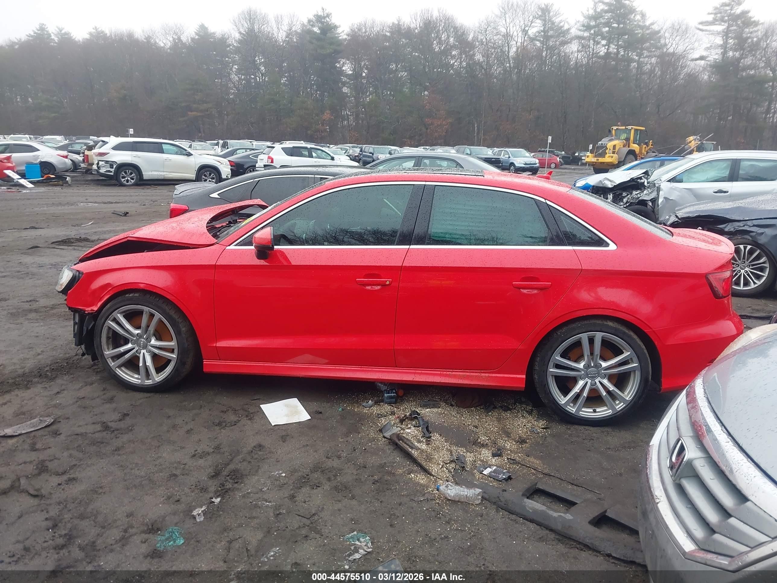 2015 Audi S3 2.0t Premium Plus Red vin: WAUFFGFF7F1127373
