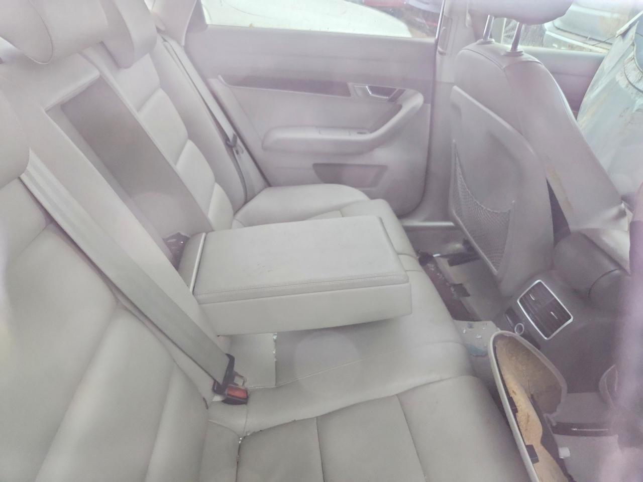 2010 Audi A6 Premium Plus Серебряный vin: WAUFGAFB5AN081454