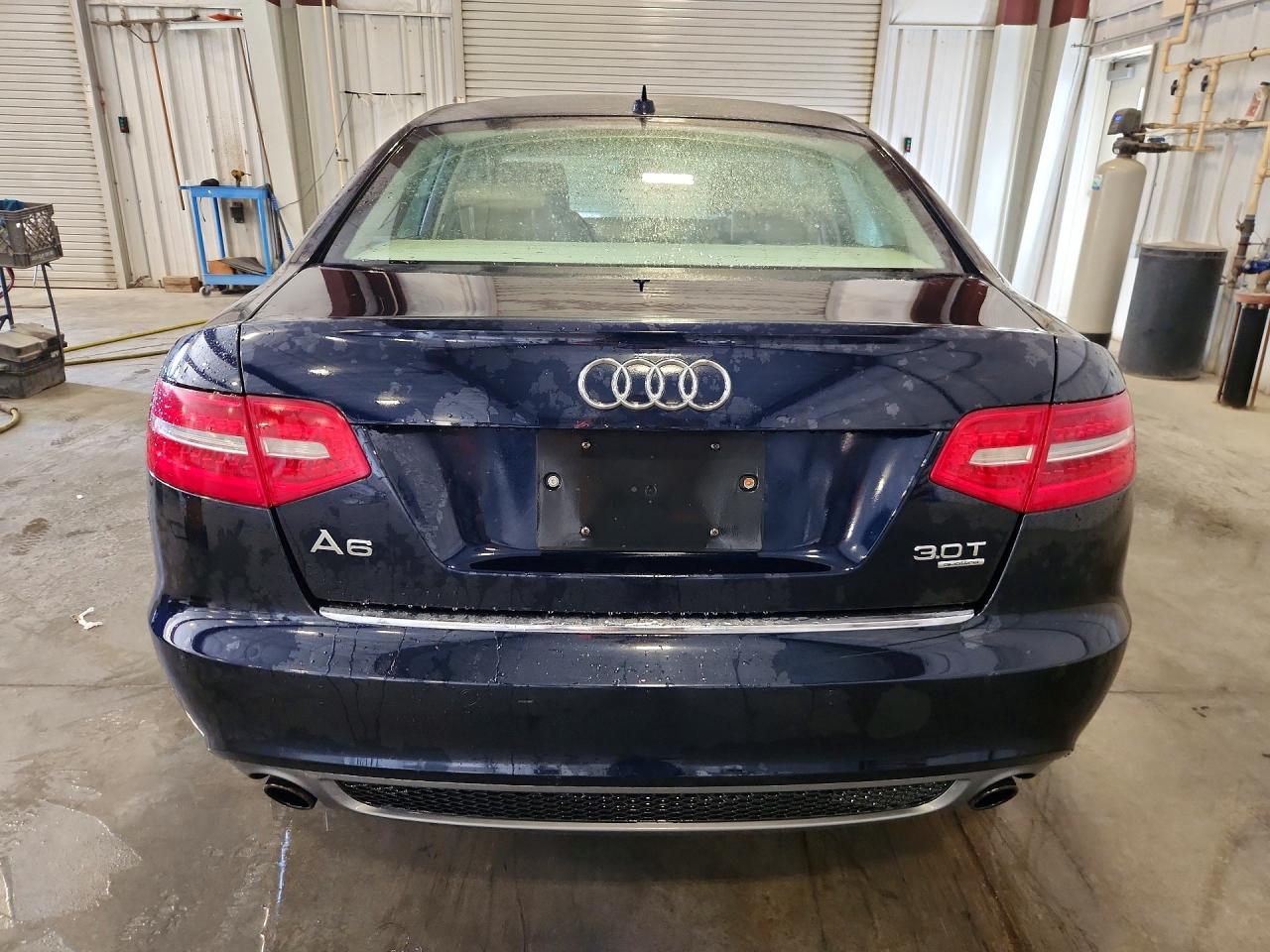 2011 Audi A6 Premium Plus Blue vin: WAUFGAFB5BN028304