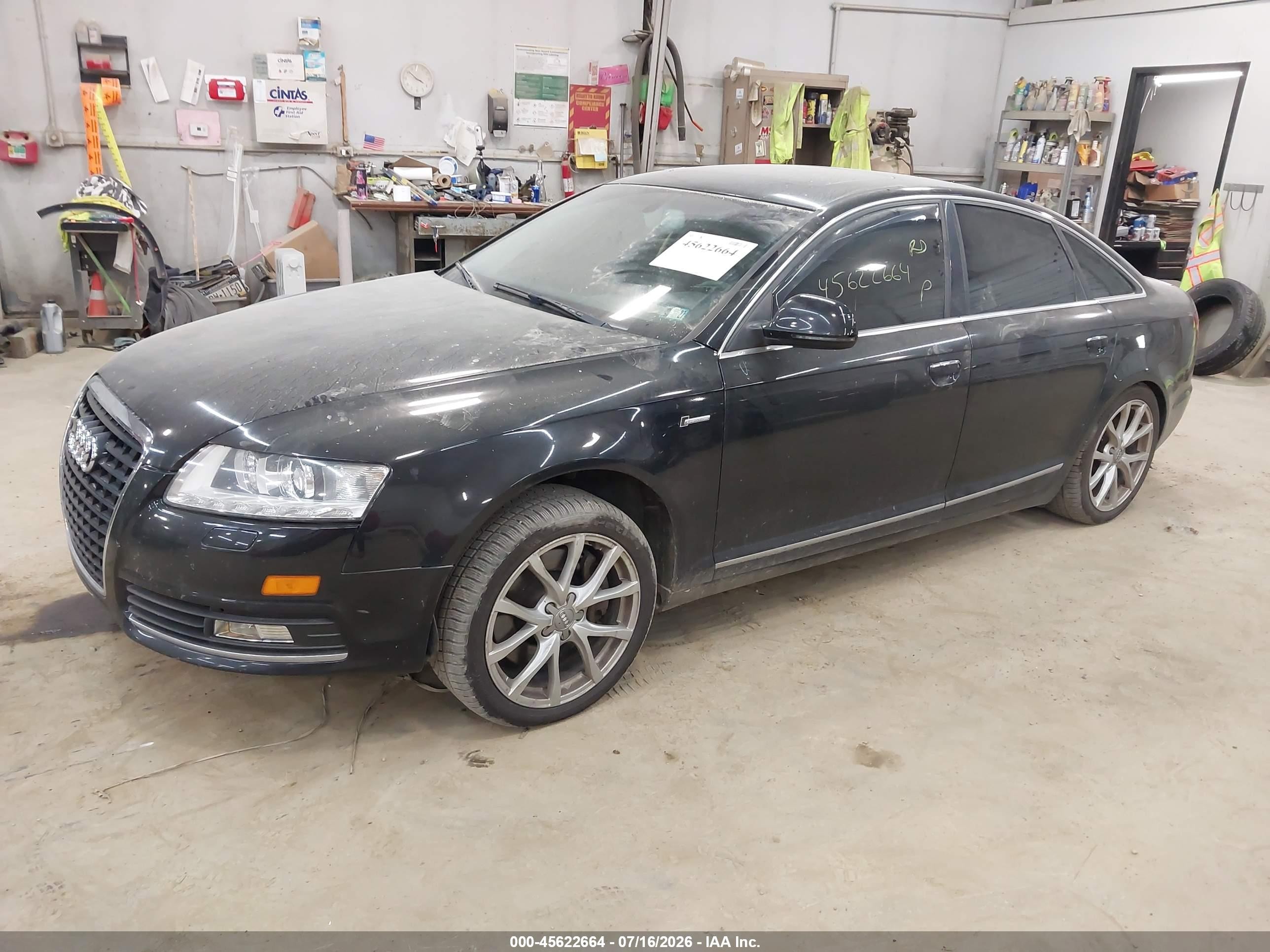 2010 Audi A6 3.0 Premium Черный vin: WAUFGAFB6AN052013