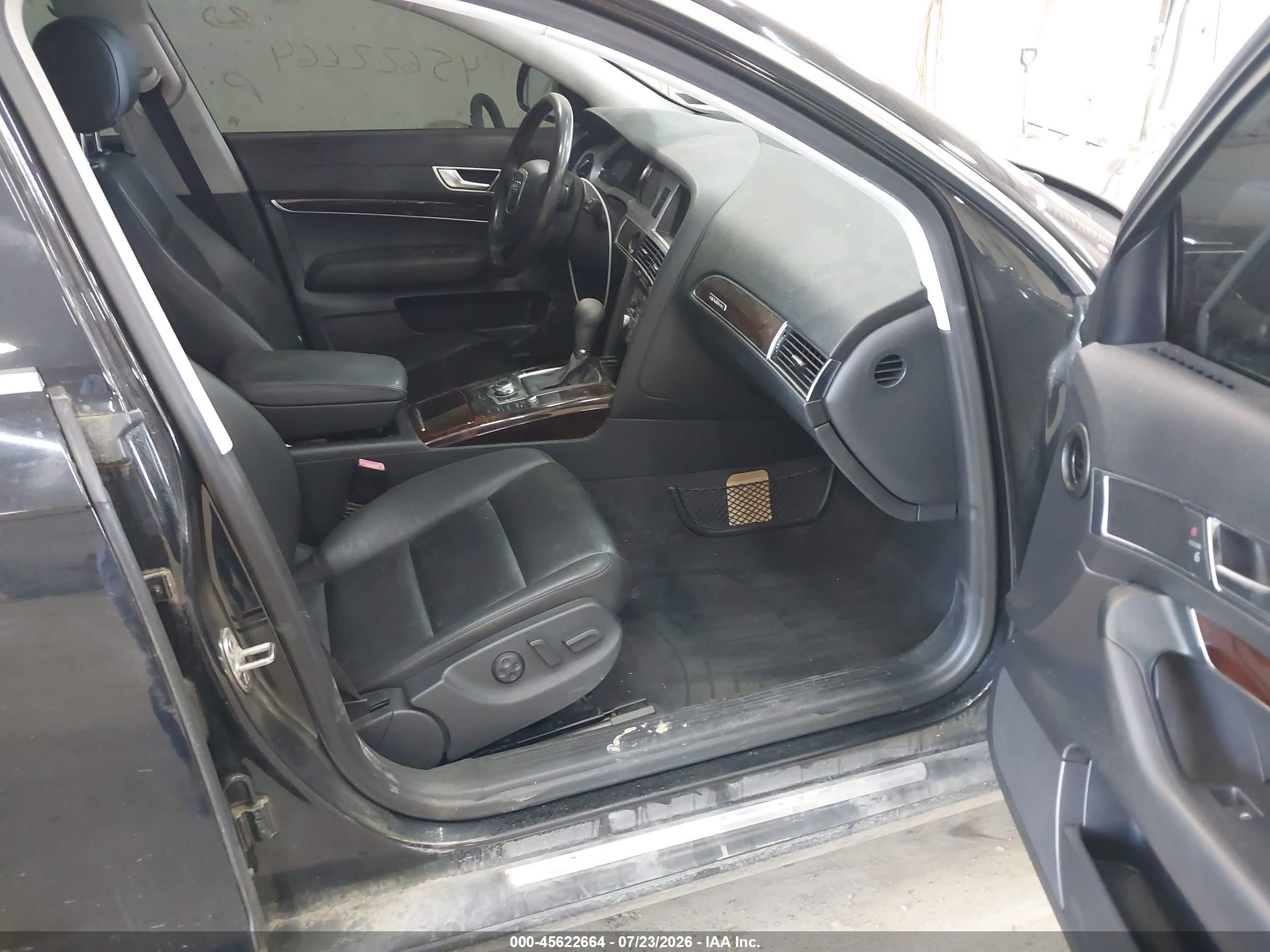 2010 Audi A6 3.0 Premium Черный vin: WAUFGAFB6AN052013