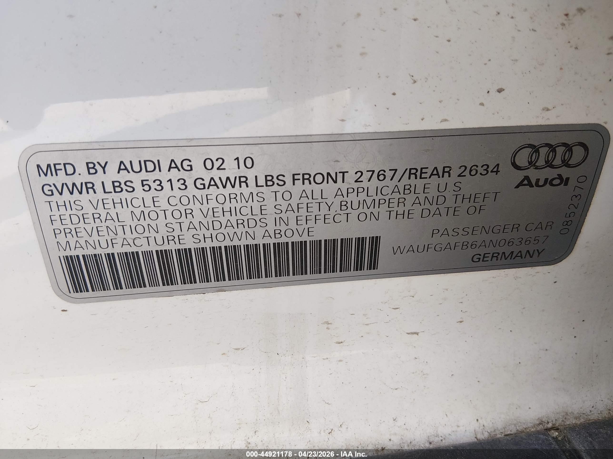 2010 Audi A6 3.0 Premium Белый vin: WAUFGAFB6AN063657