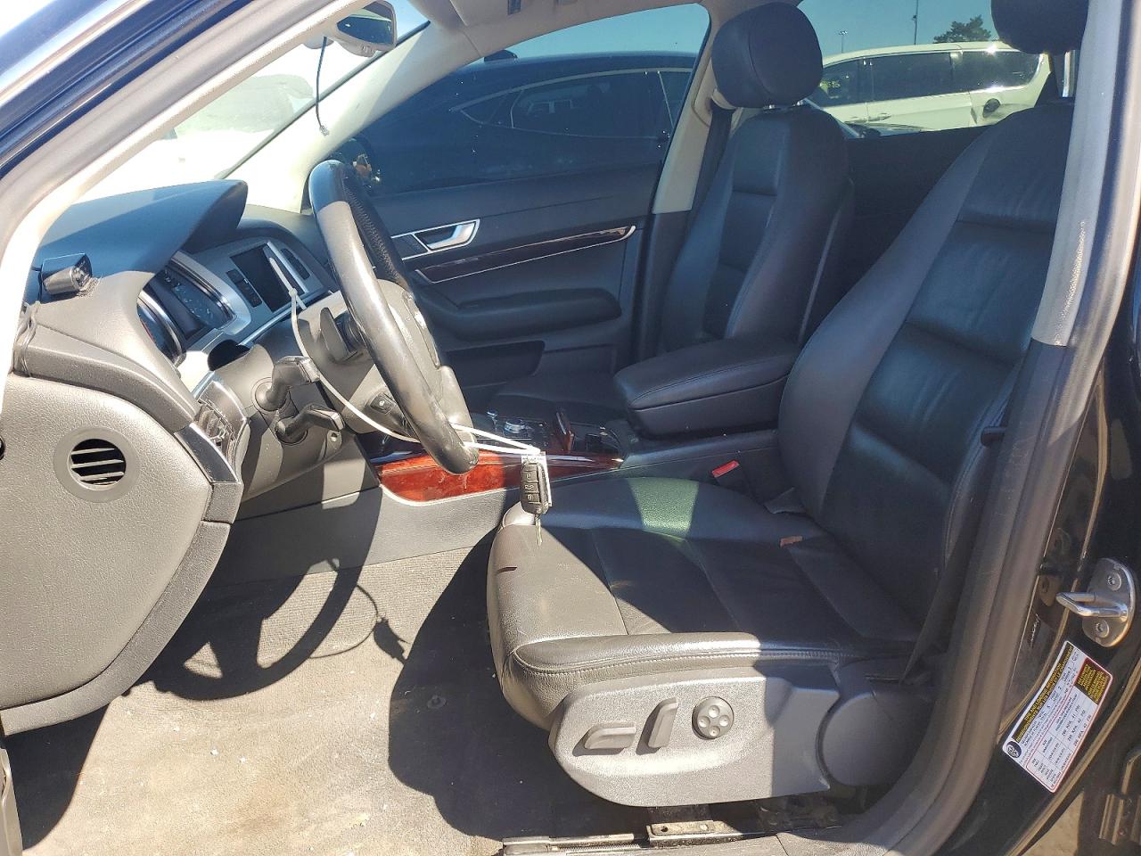 2011 Audi A6 Черный vin: WAUFGAFB6BN059934