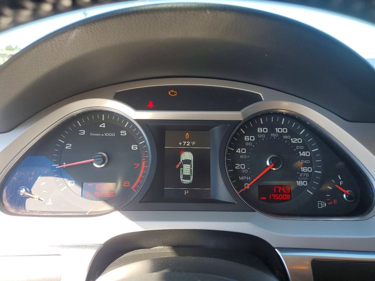 2011 Audi A6 Черный vin: WAUFGAFB6BN059934