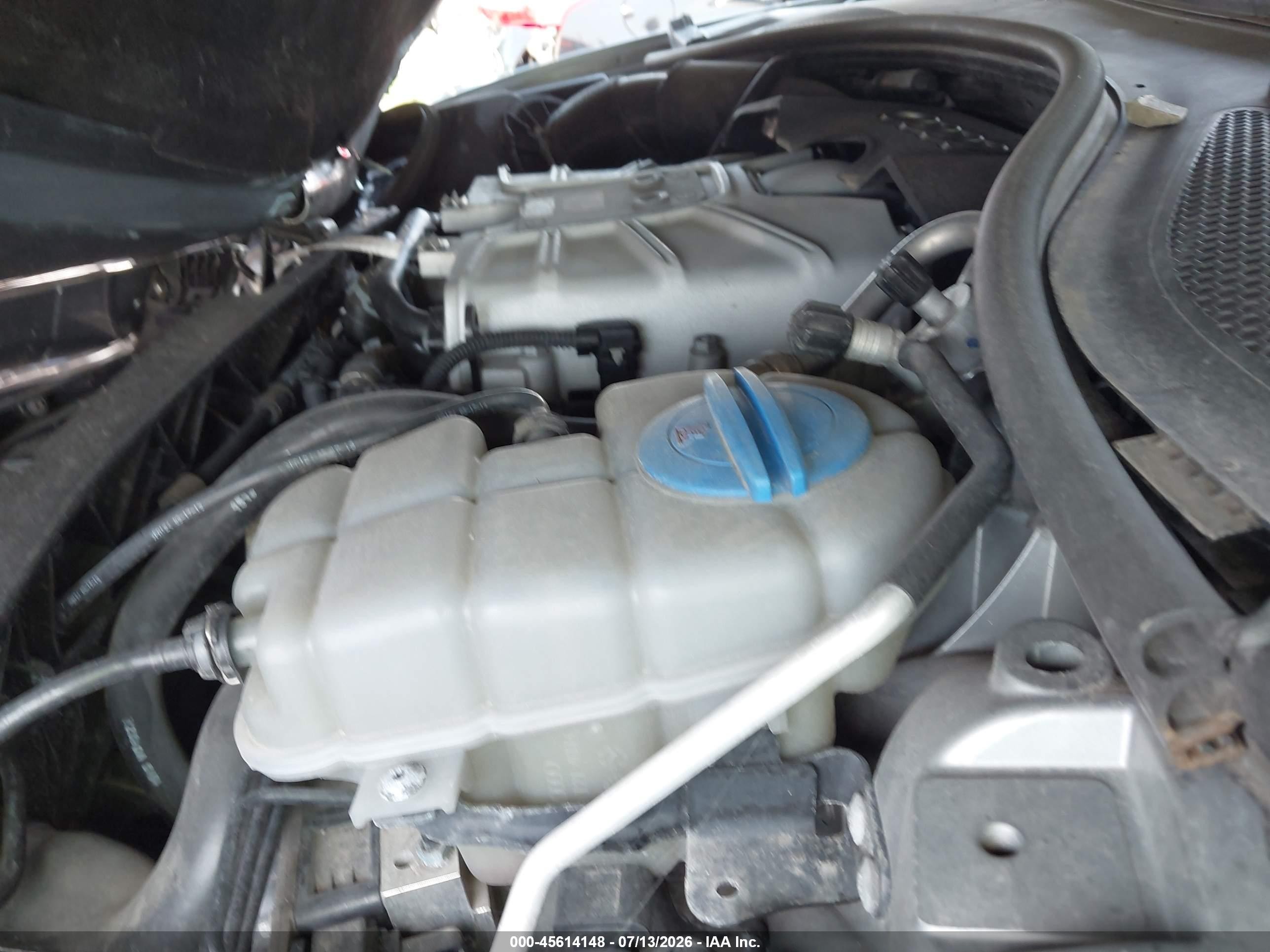 2014 Audi A6 3.0t Premium Plus Серебряный vin: WAUFGAFC1EN034310