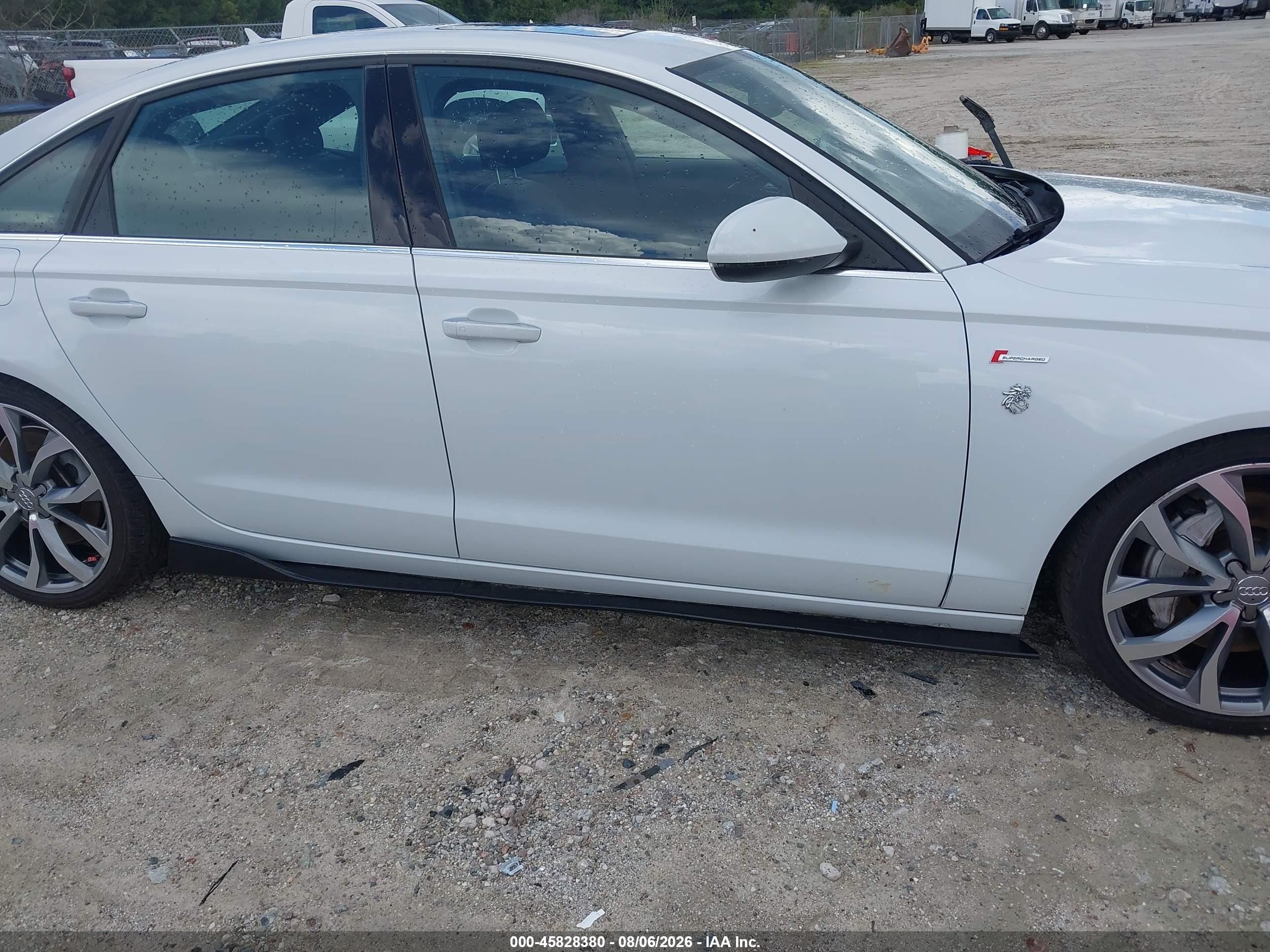 2014 Audi A6 3.0t Premium Plus White vin: WAUFGAFC3EN140354