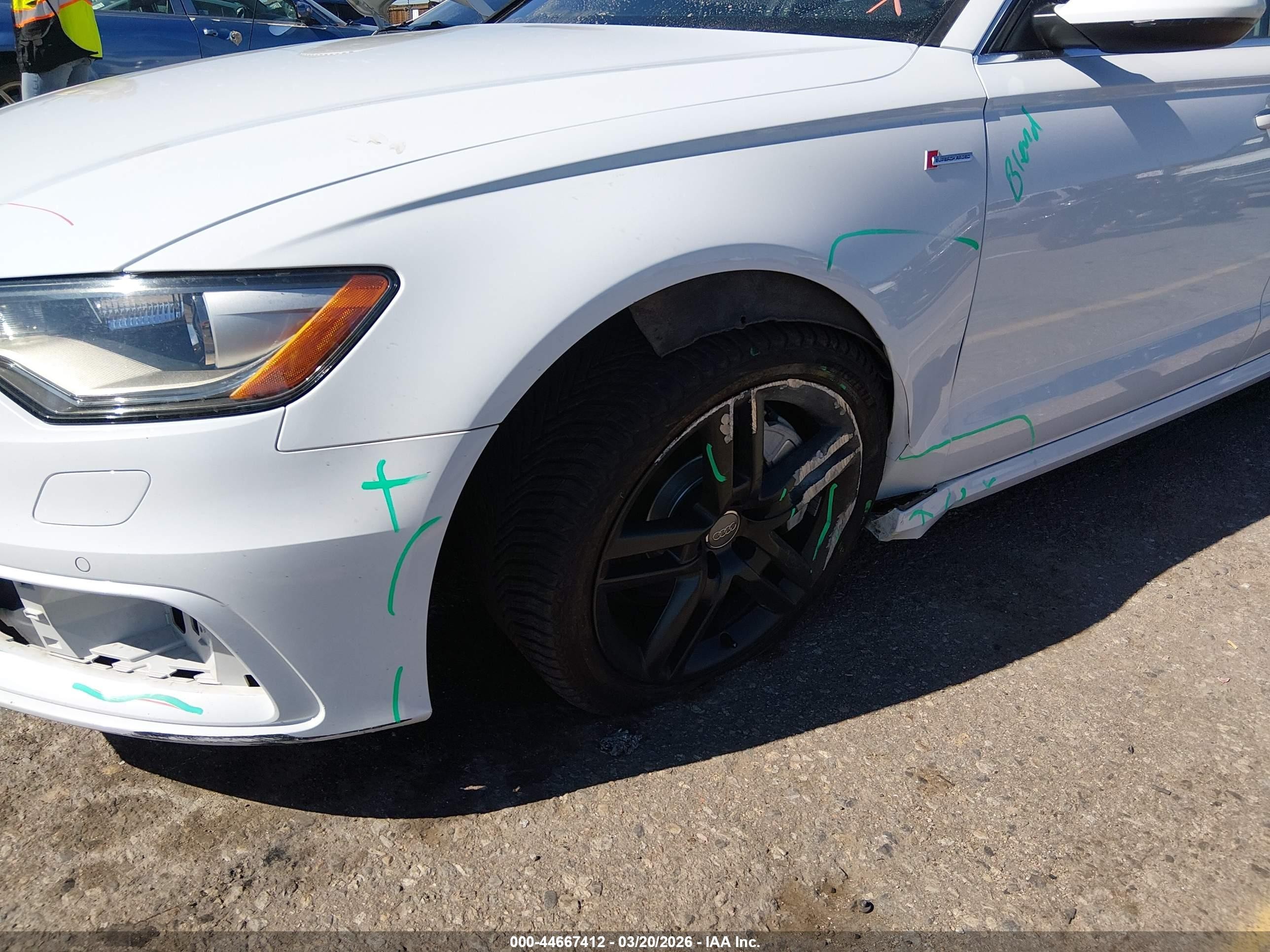 2015 Audi A6 3.0t Premium Plus Белый vin: WAUFGAFC6FN014345
