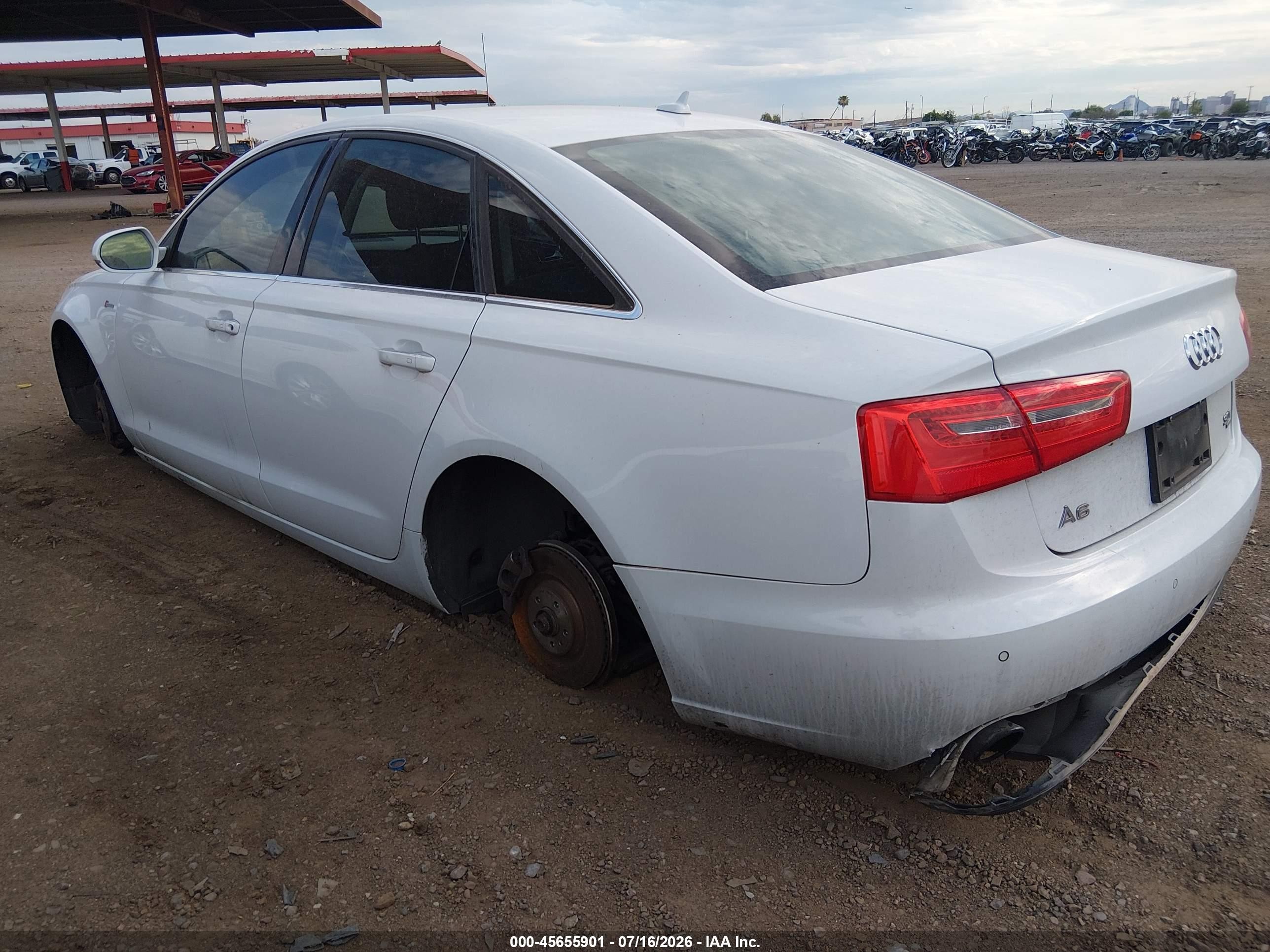 2014 Audi A6 3.0t Premium Plus Белый vin: WAUFGAFC9EN109920