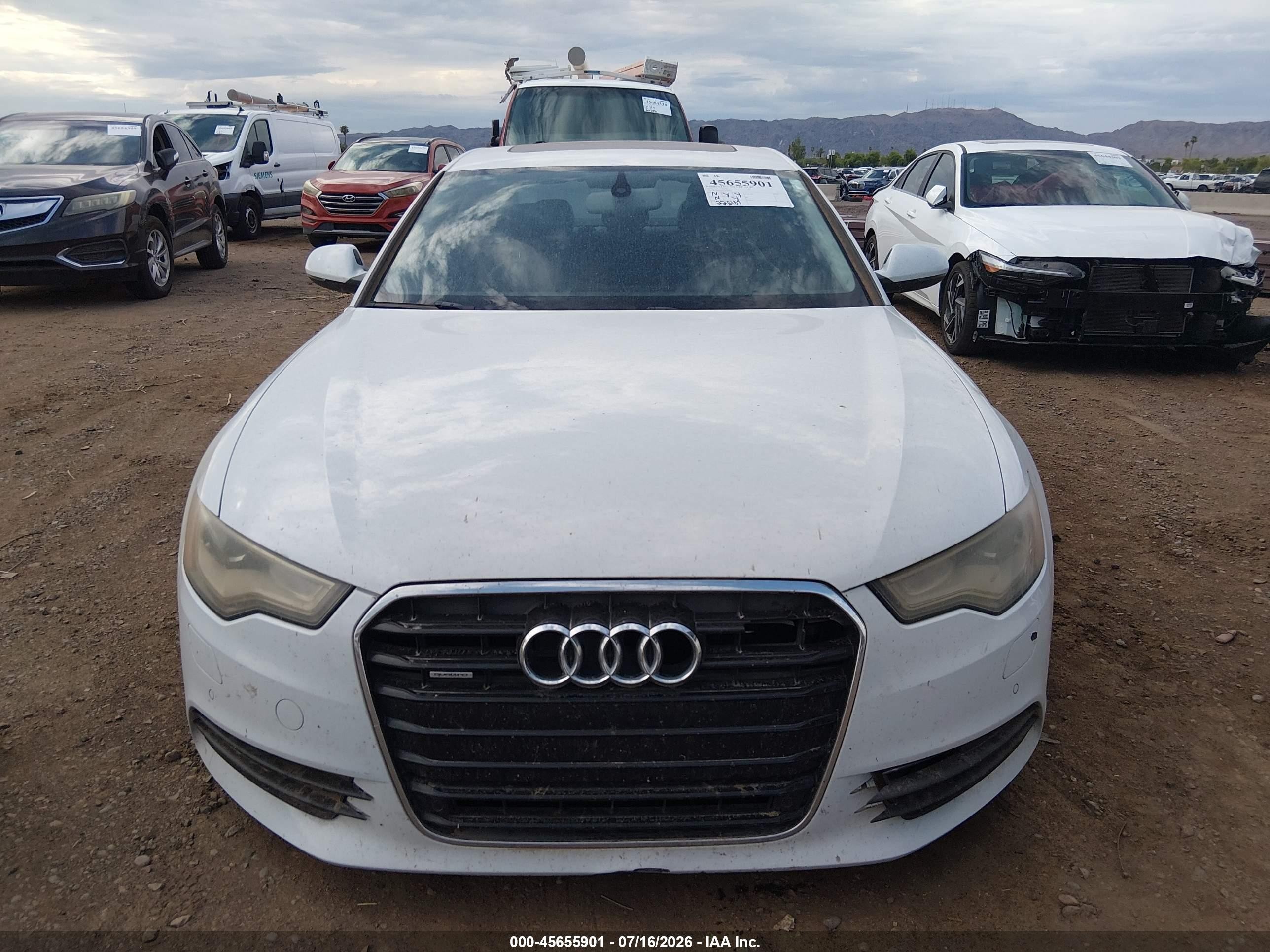 2014 Audi A6 3.0t Premium Plus Белый vin: WAUFGAFC9EN109920