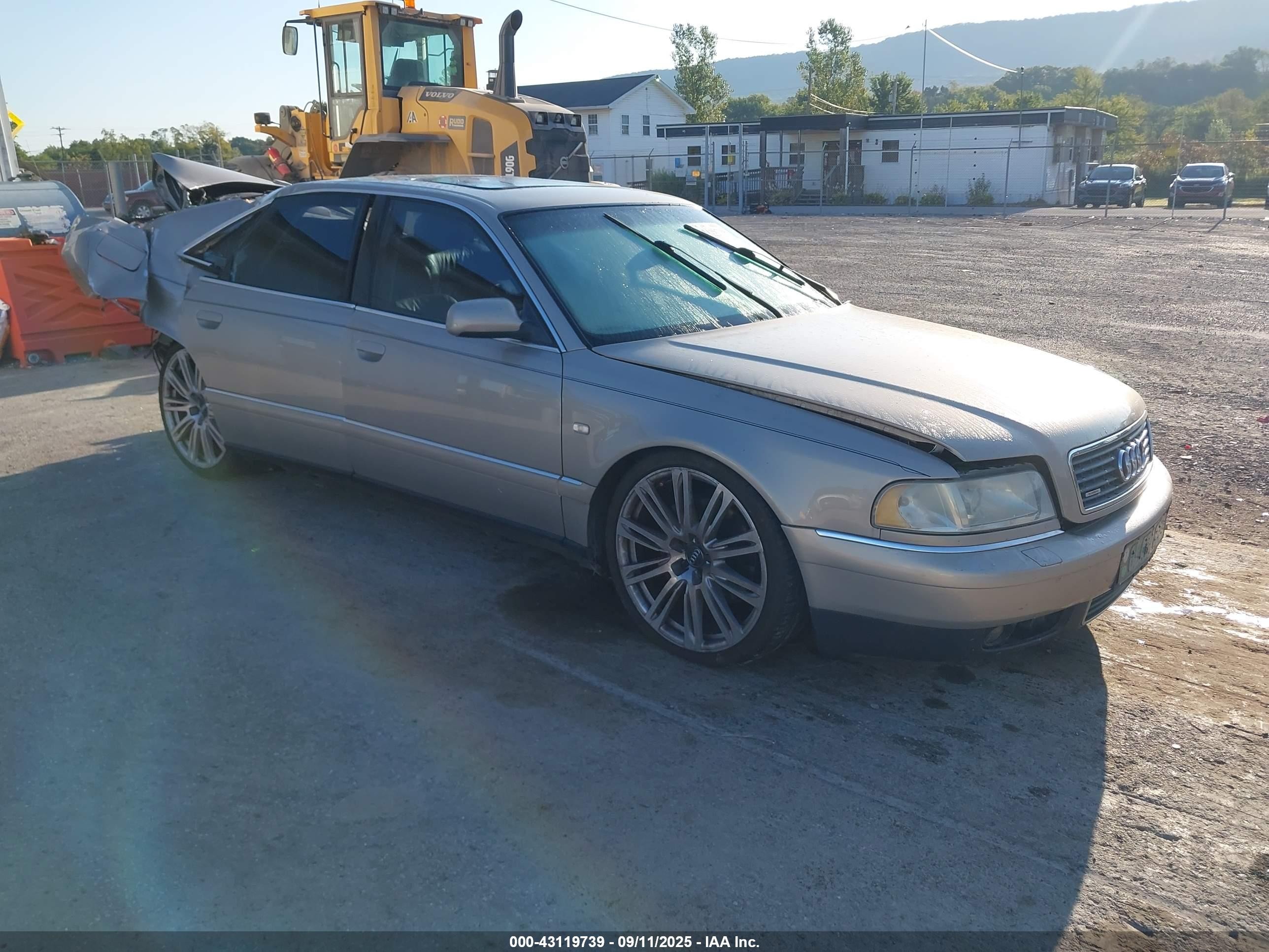 2000 Audi A8 4.2/4.2 (a5) Champagne vin: WAUFL54D6YN001418
