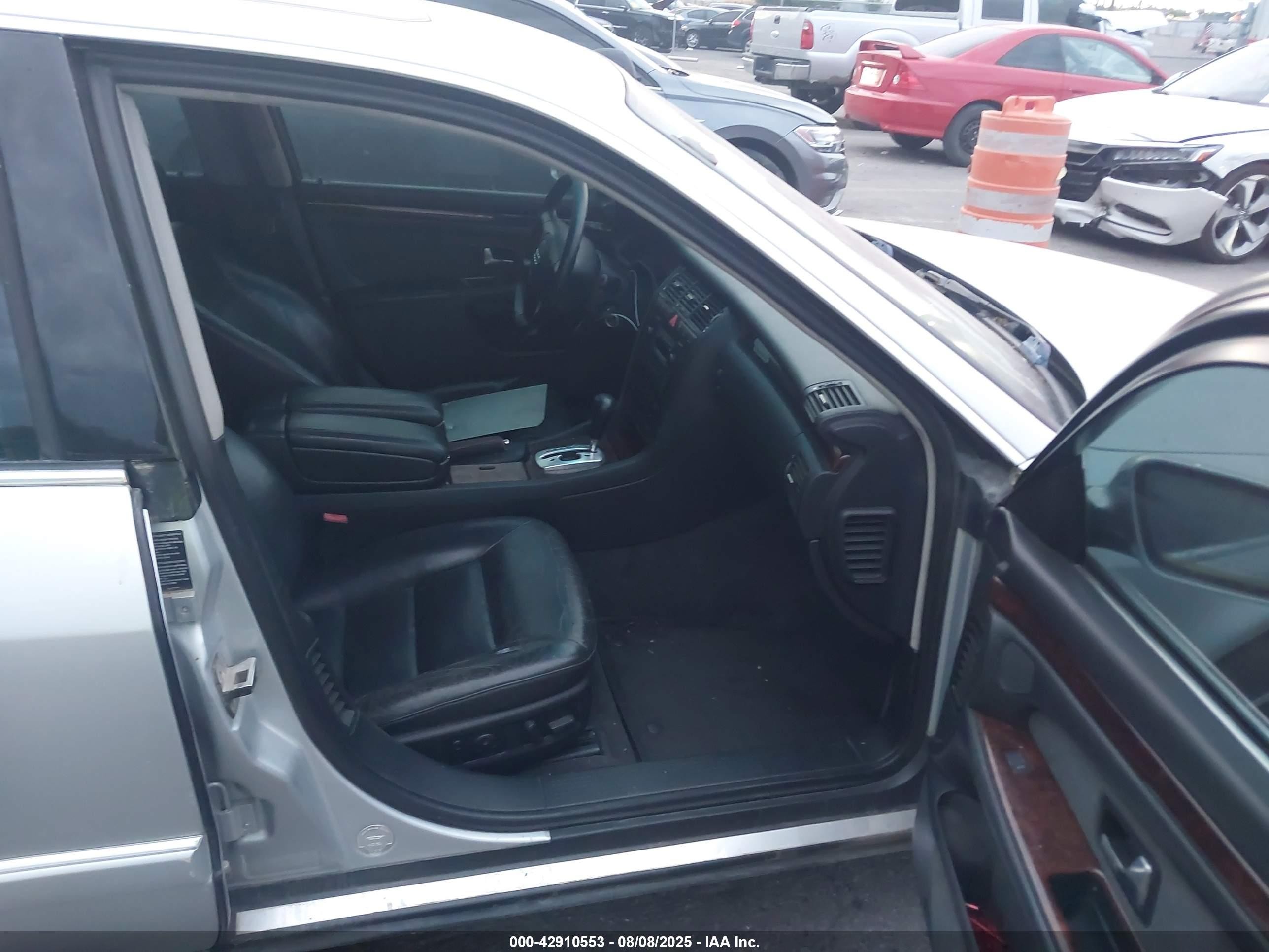 2000 Audi A8 4.2 Silver vin: WAUFL54D8YN004031