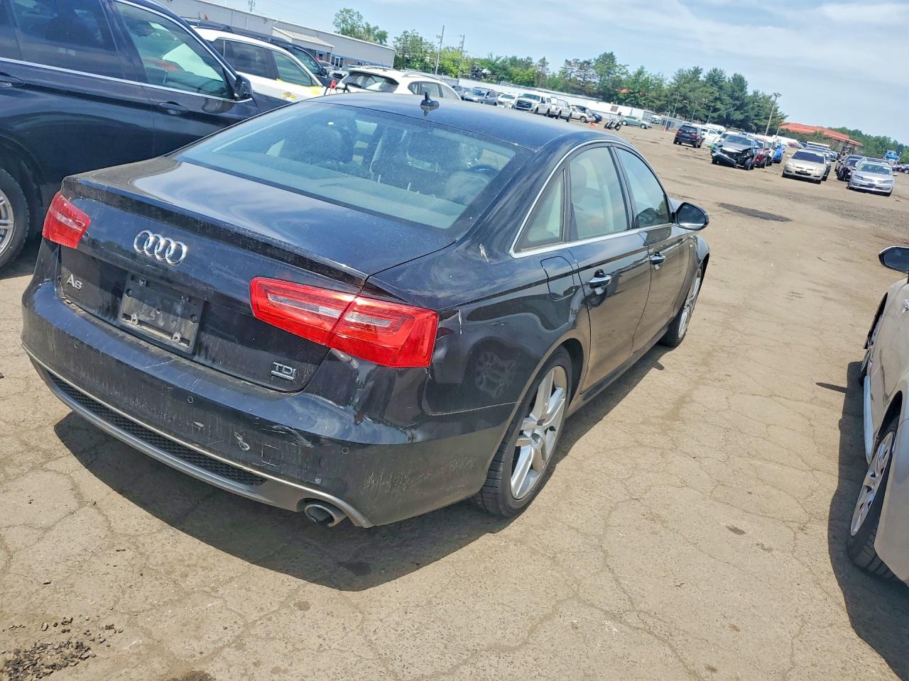 2015 Audi A6 Premium Plus Черный vin: WAUFMAFC0FN003317