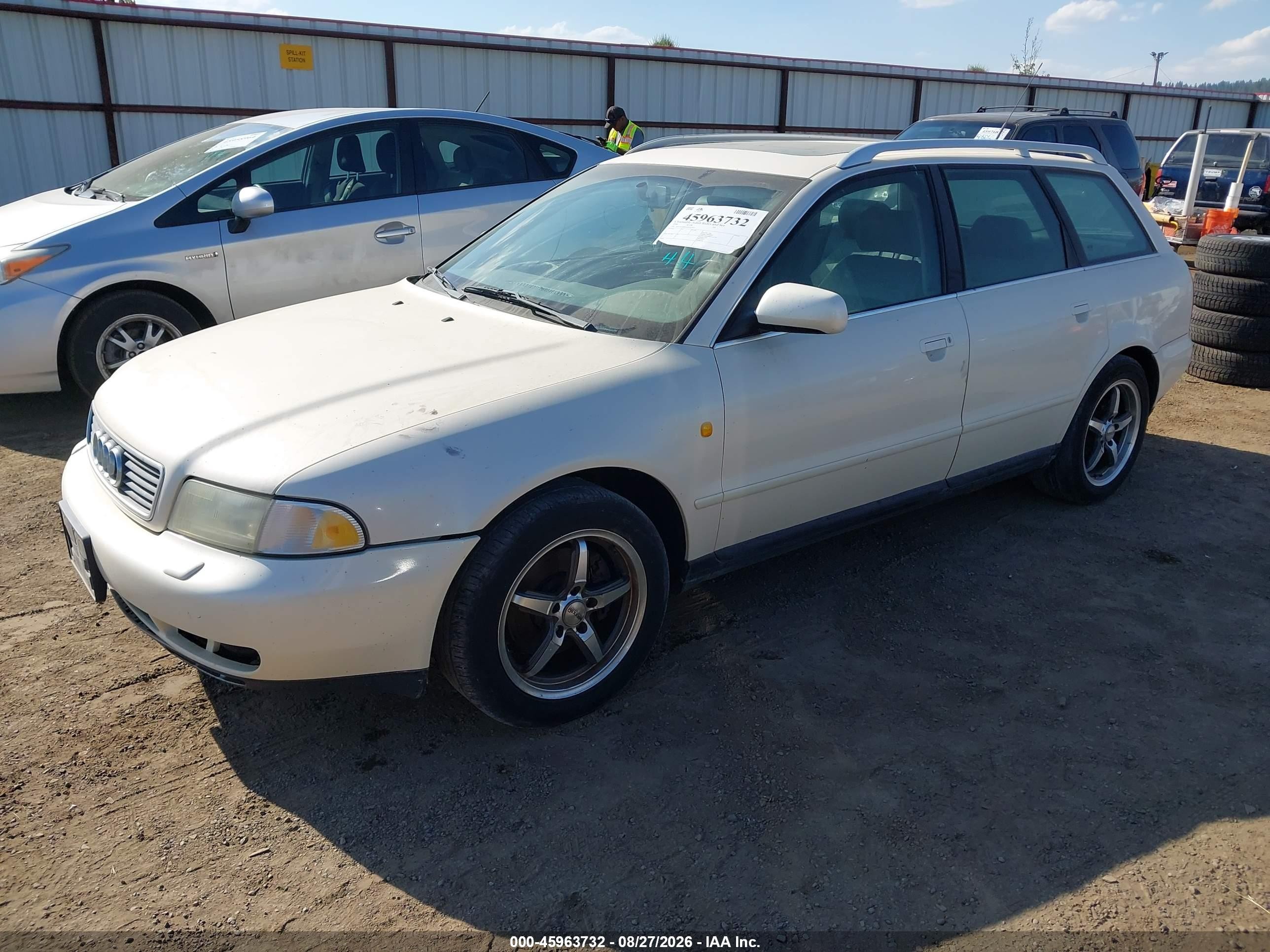 1998 Audi A4 Avant Quattro White vin: WAUGD28D4WA227973