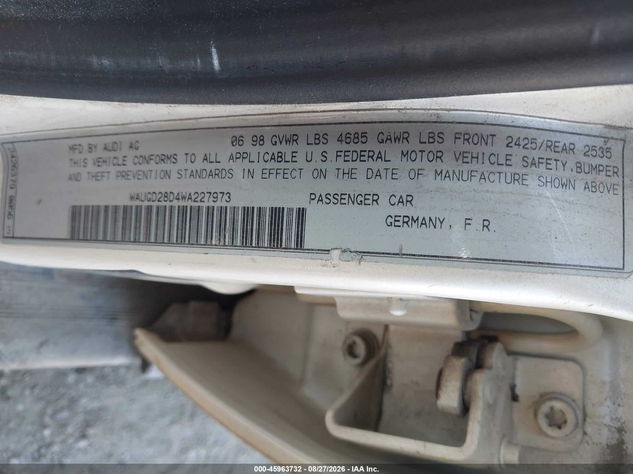 1998 Audi A4 Avant Quattro White vin: WAUGD28D4WA227973