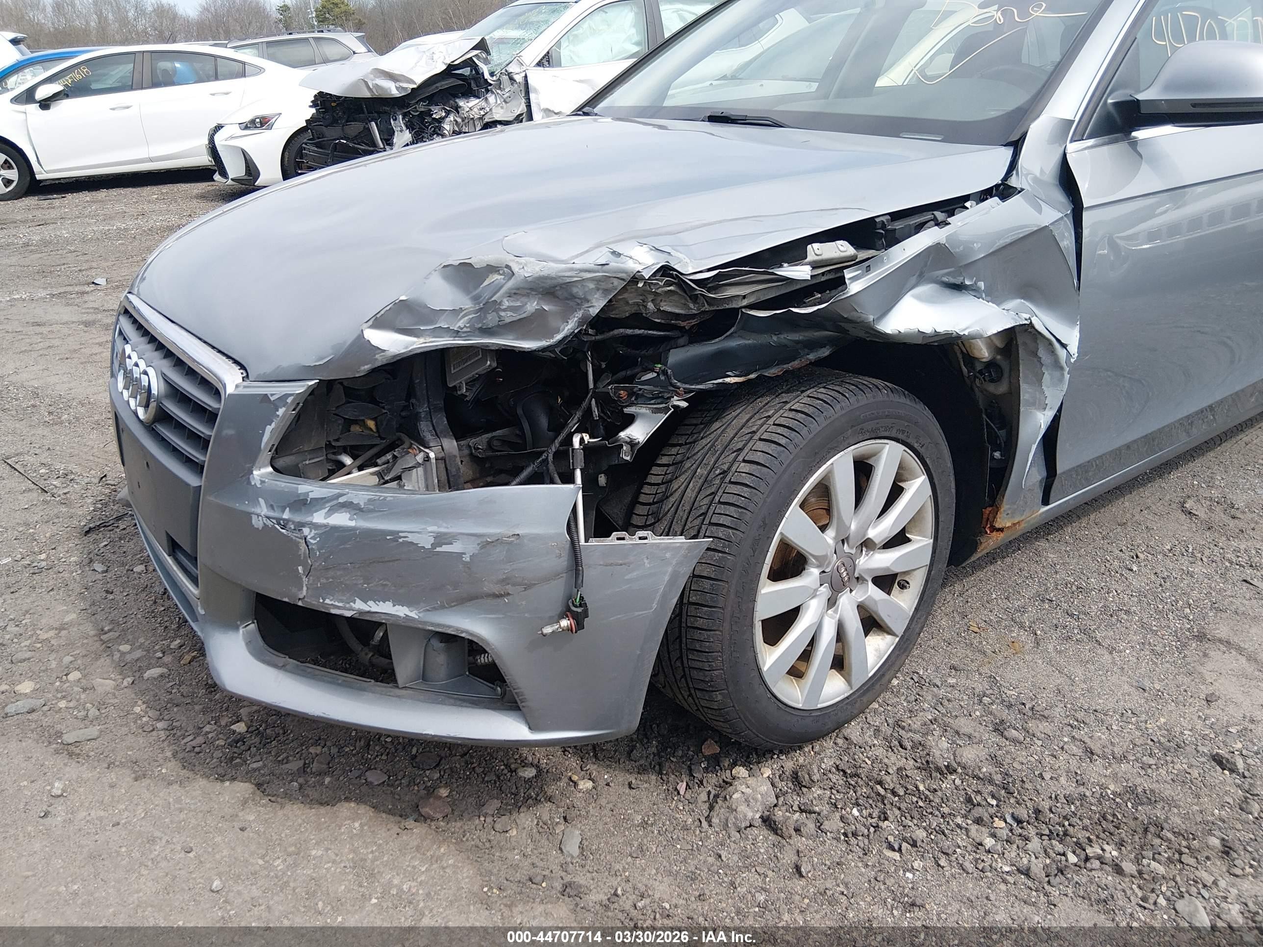 2009 Audi A4 2.0t Avant Серый vin: WAUGF78K49A136048