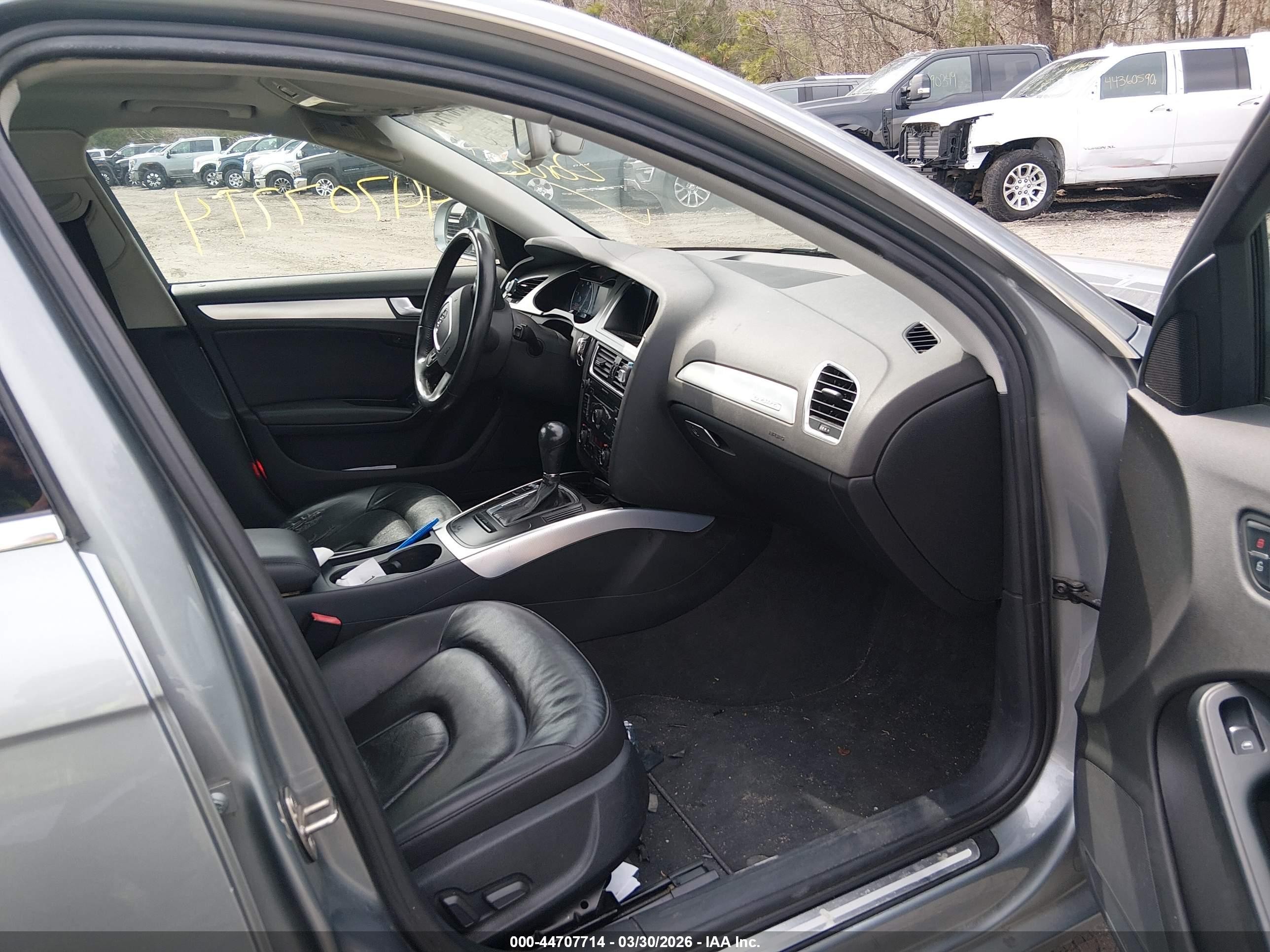 2009 Audi A4 2.0t Avant Серый vin: WAUGF78K49A136048