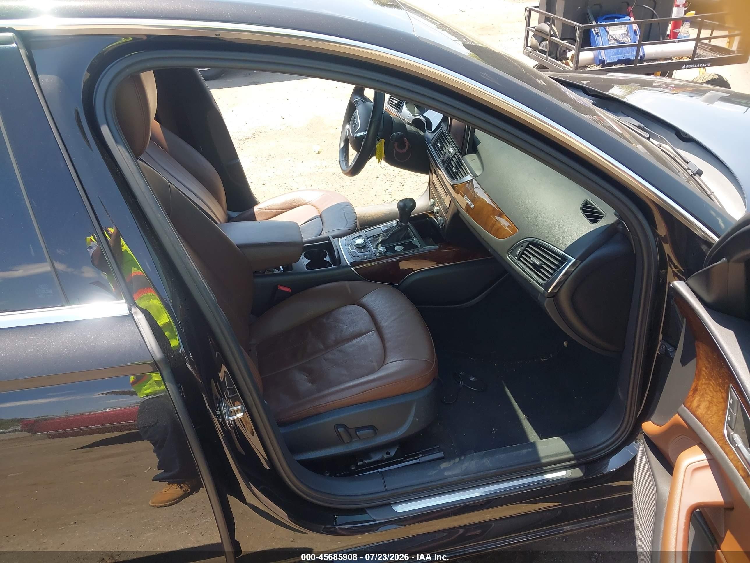 2014 Audi A6 2.0t Premium Black vin: WAUGFAFC0EN027436