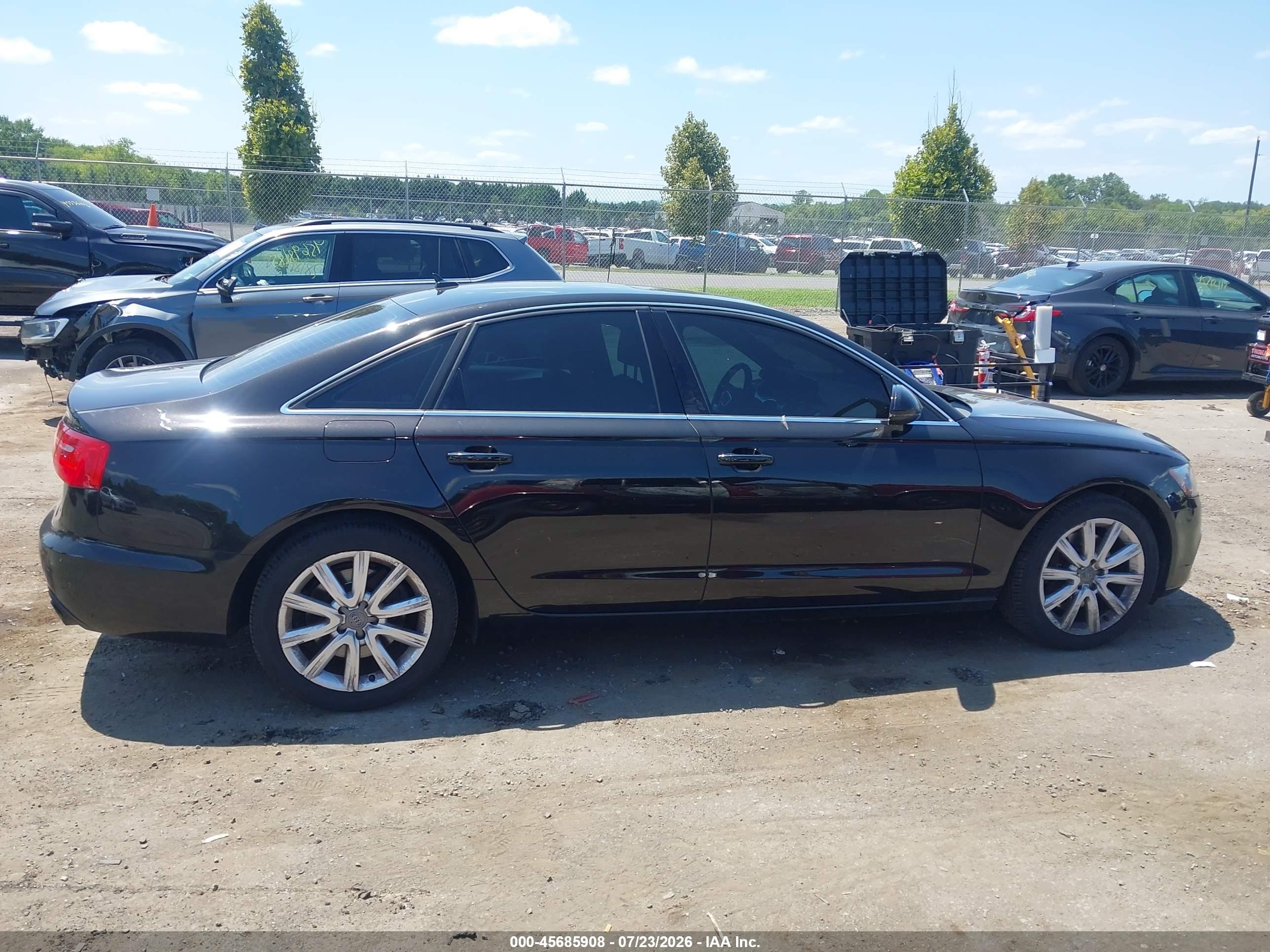 2014 Audi A6 2.0t Premium Black vin: WAUGFAFC0EN027436