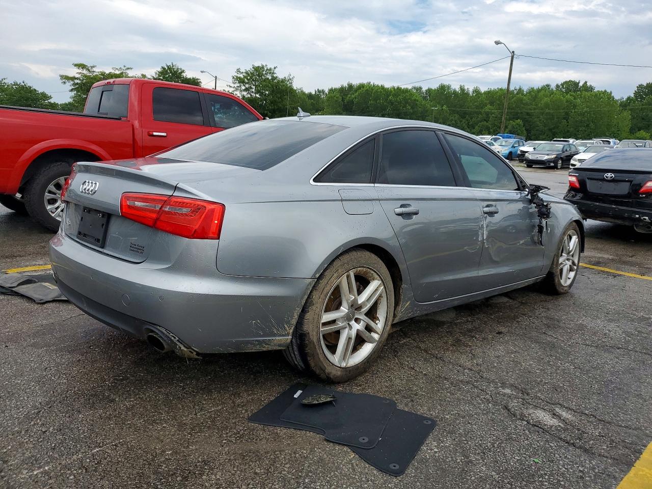 2014 Audi A6 Premium Plus Silver vin: WAUGFAFC0EN028618