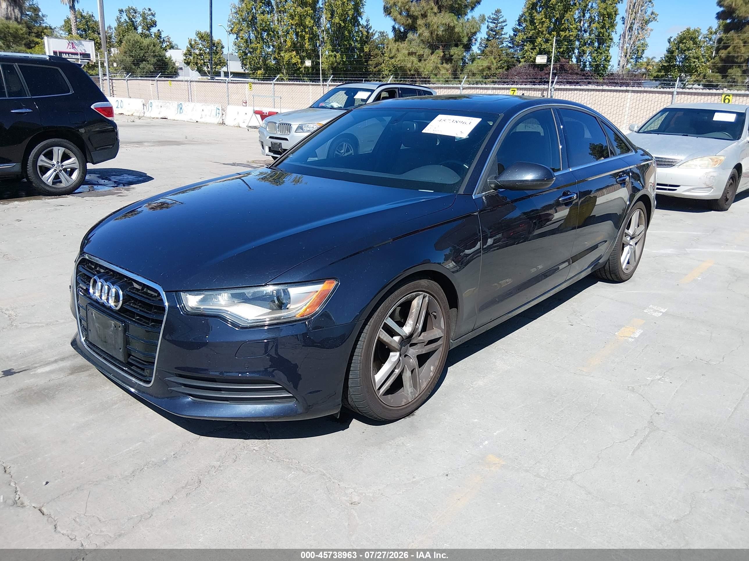2015 Audi A6 2.0t Premium Черный vin: WAUGFAFC0FN013778