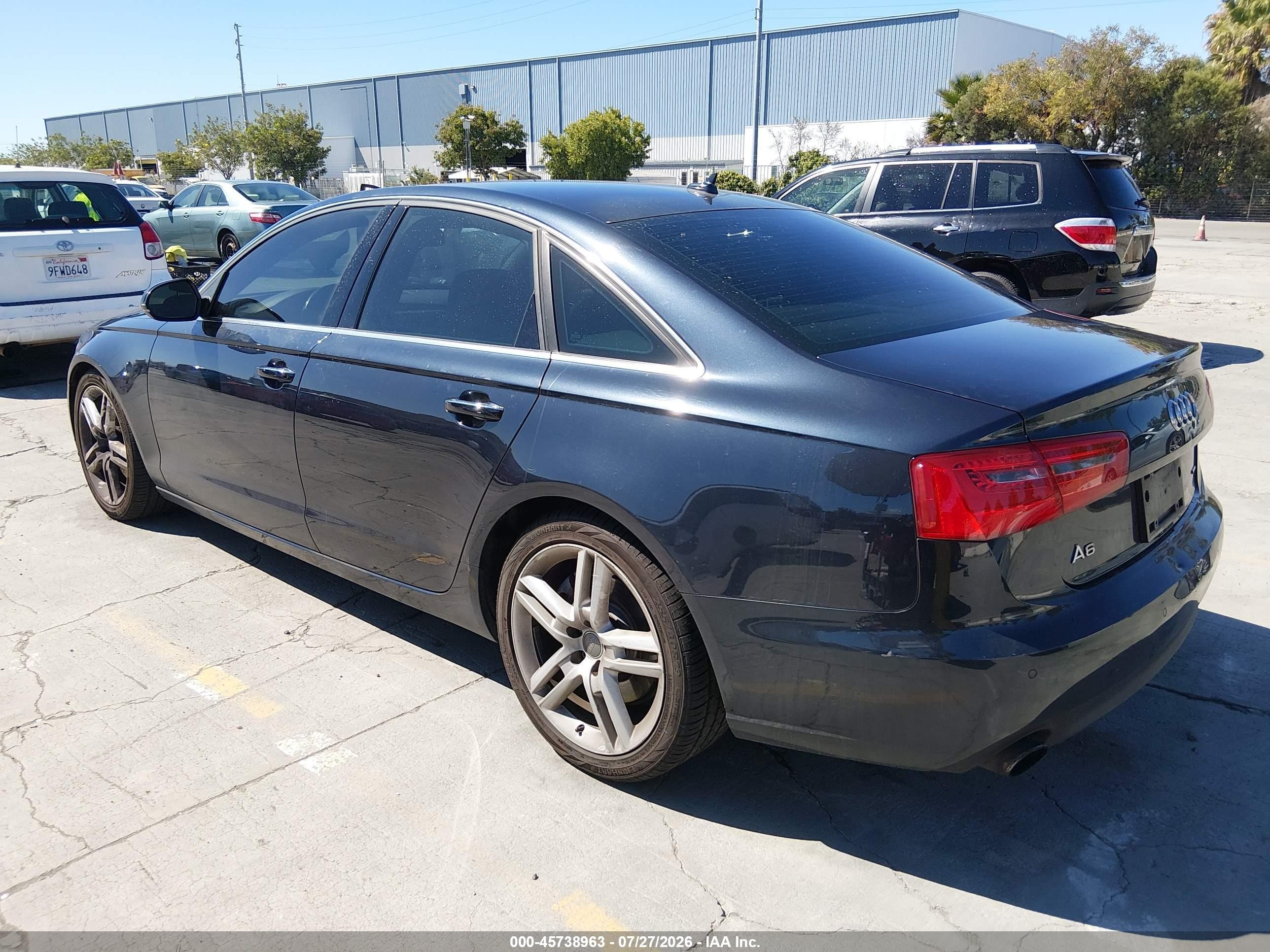 2015 Audi A6 2.0t Premium Черный vin: WAUGFAFC0FN013778