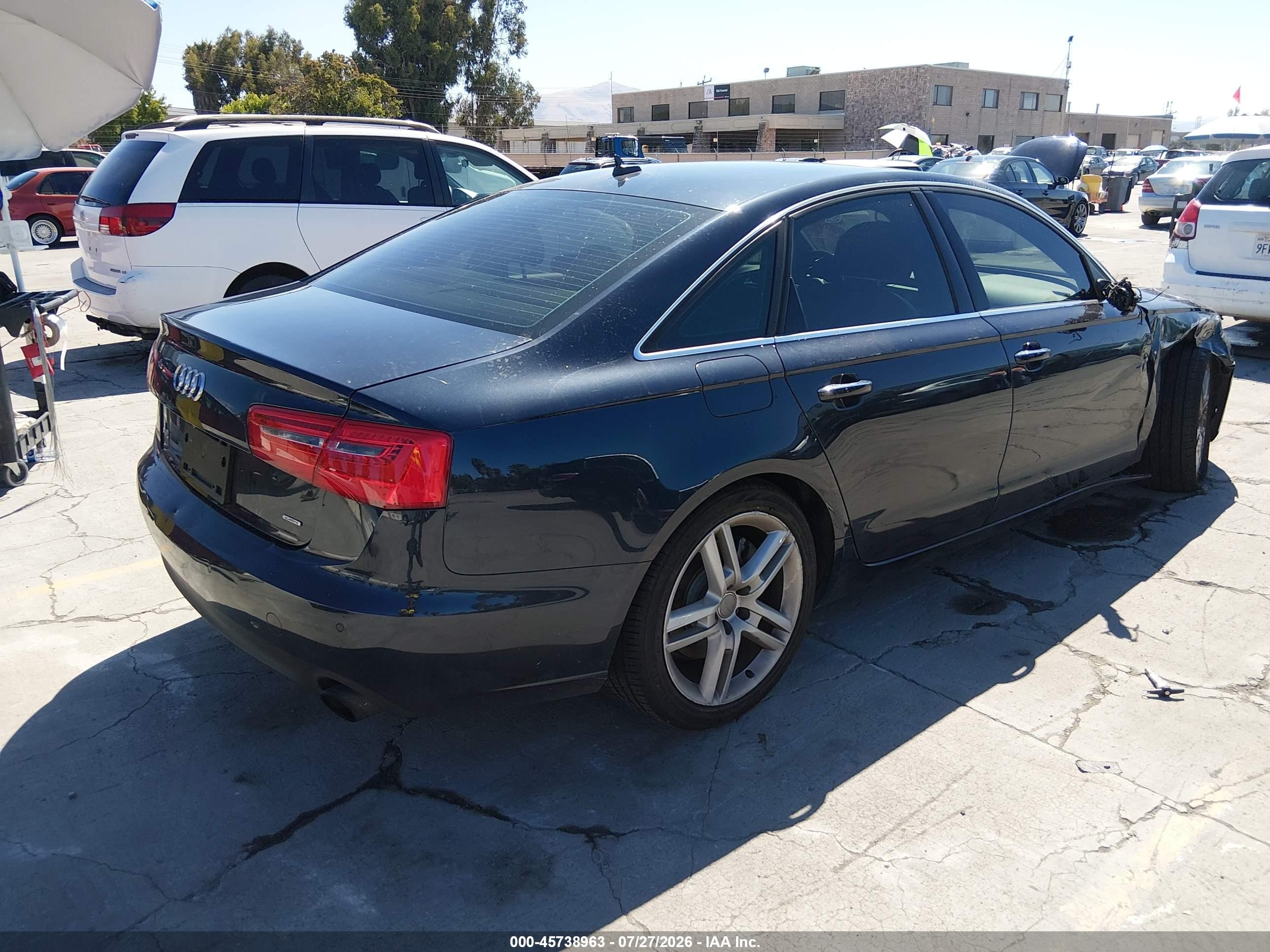 2015 Audi A6 2.0t Premium Черный vin: WAUGFAFC0FN013778