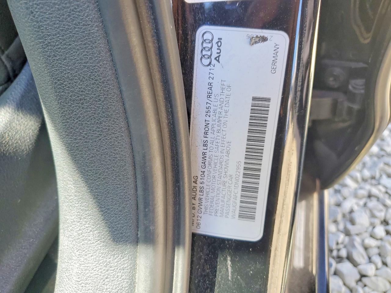 2013 Audi A6 Premium Plus Black vin: WAUGFAFC1DN022955