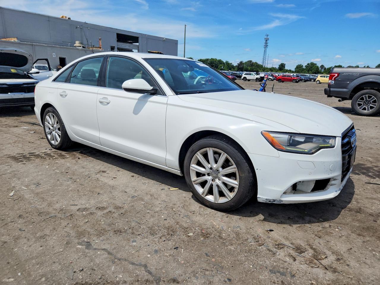2014 Audi A6 Premium Plus White vin: WAUGFAFC1EN115251