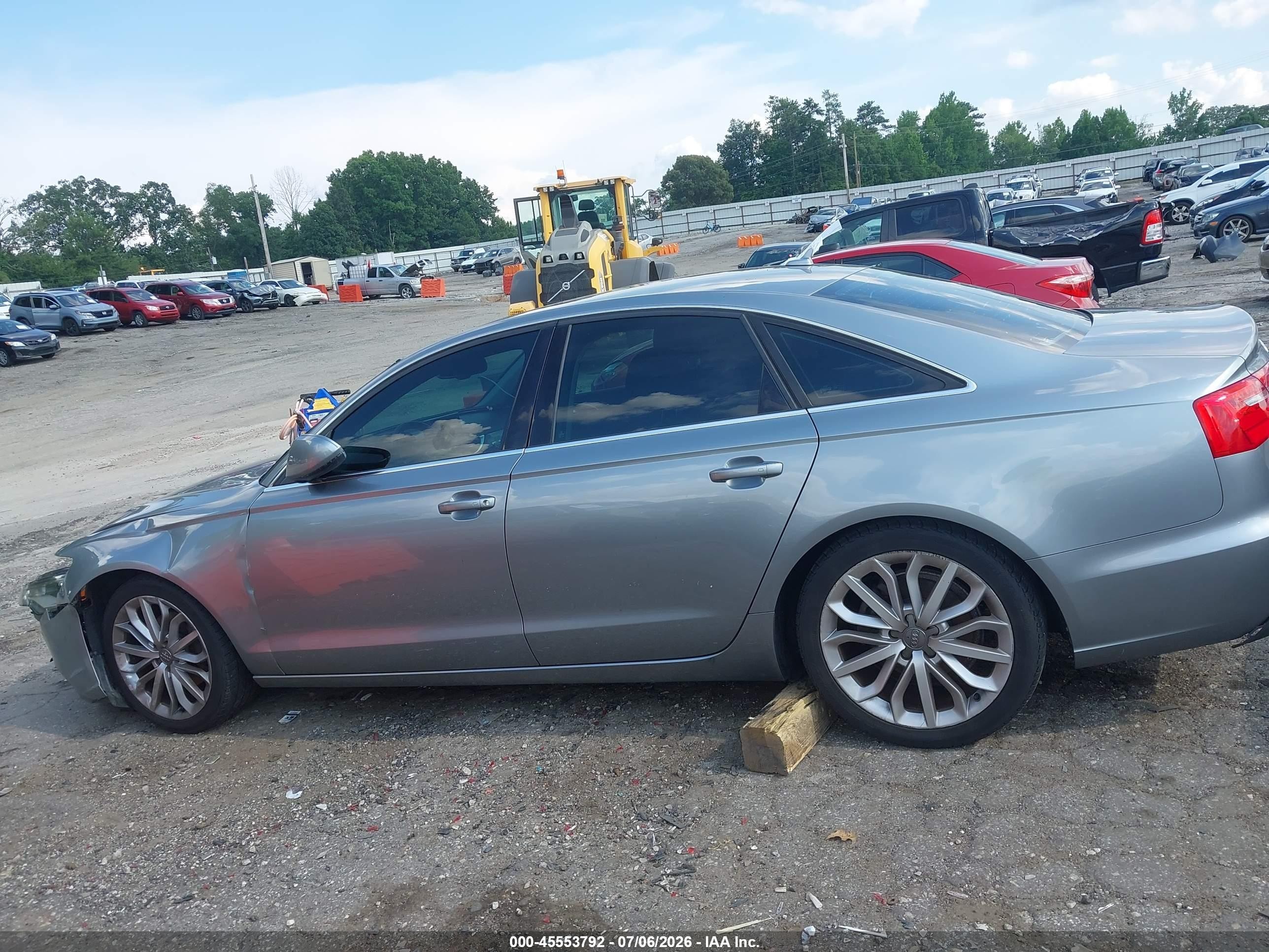 2013 Audi A6 2.0t Premium Silver vin: WAUGFAFC2DN010653