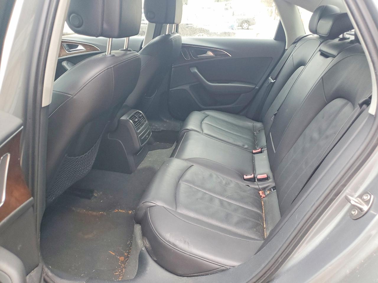 2013 Audi A6 Premium Plus Серебряный vin: WAUGFAFC2DN082808