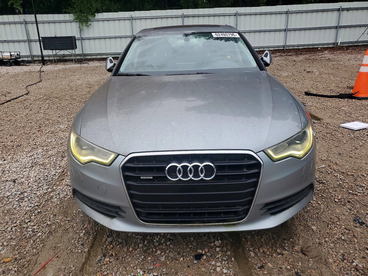 2013 Audi A6 Premium Plus Серебряный vin: WAUGFAFC2DN082808