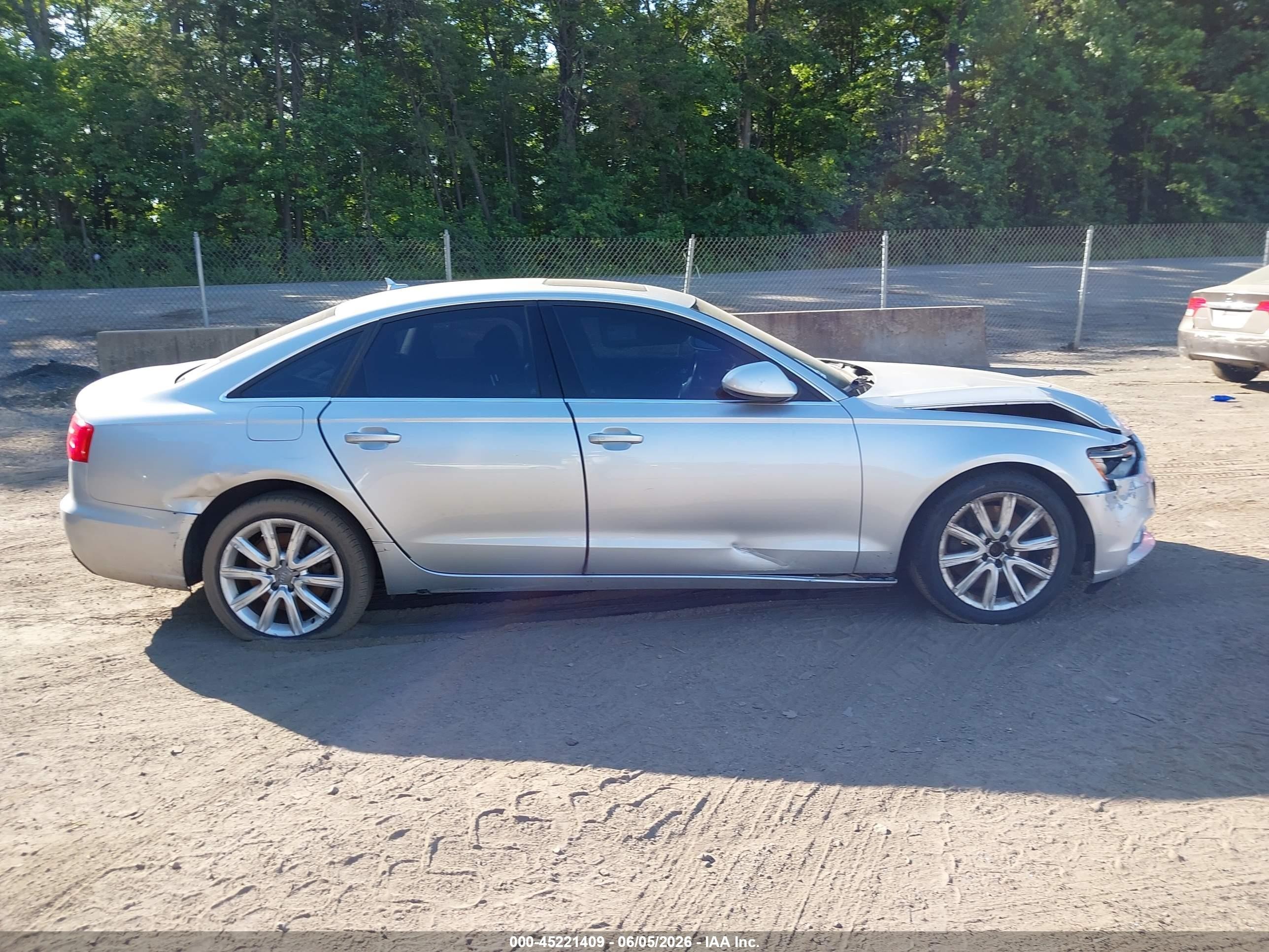 2014 Audi A6 2.0t Premium Серый vin: WAUGFAFC2EN158738