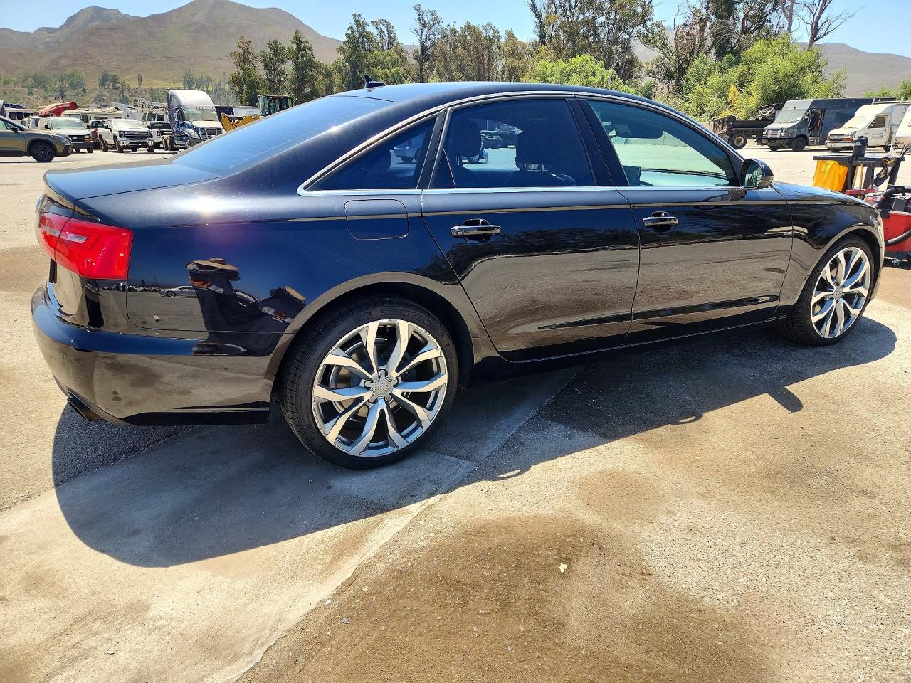 2013 Audi A6 Premium Plus Черный vin: WAUGFAFC3DN026537