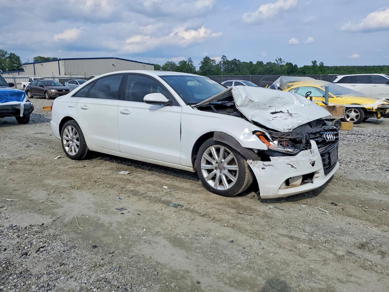 2013 Audi A6 Premium Plus White vin: WAUGFAFC3DN068559