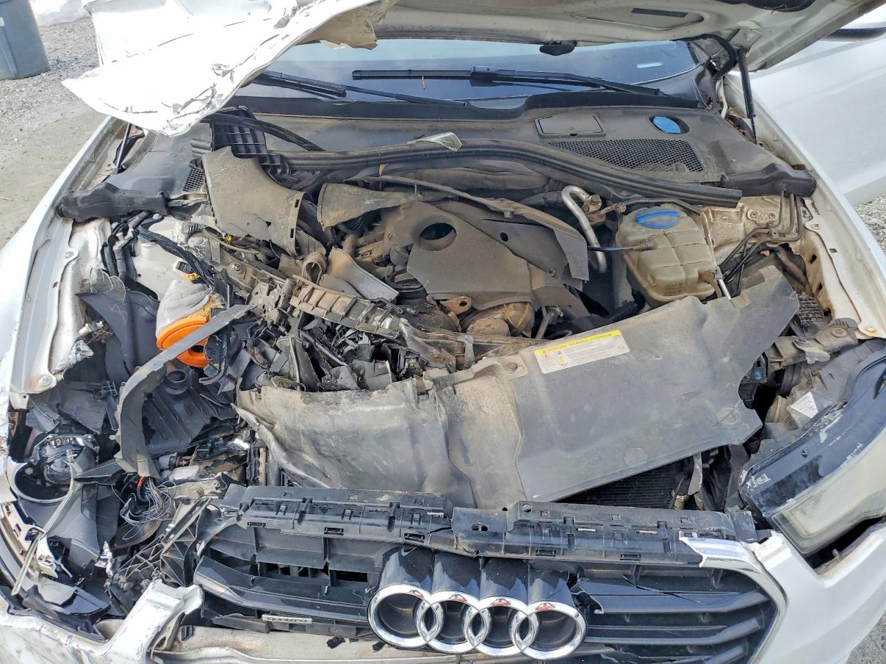 2013 Audi A6 Premium Plus White vin: WAUGFAFC3DN068559