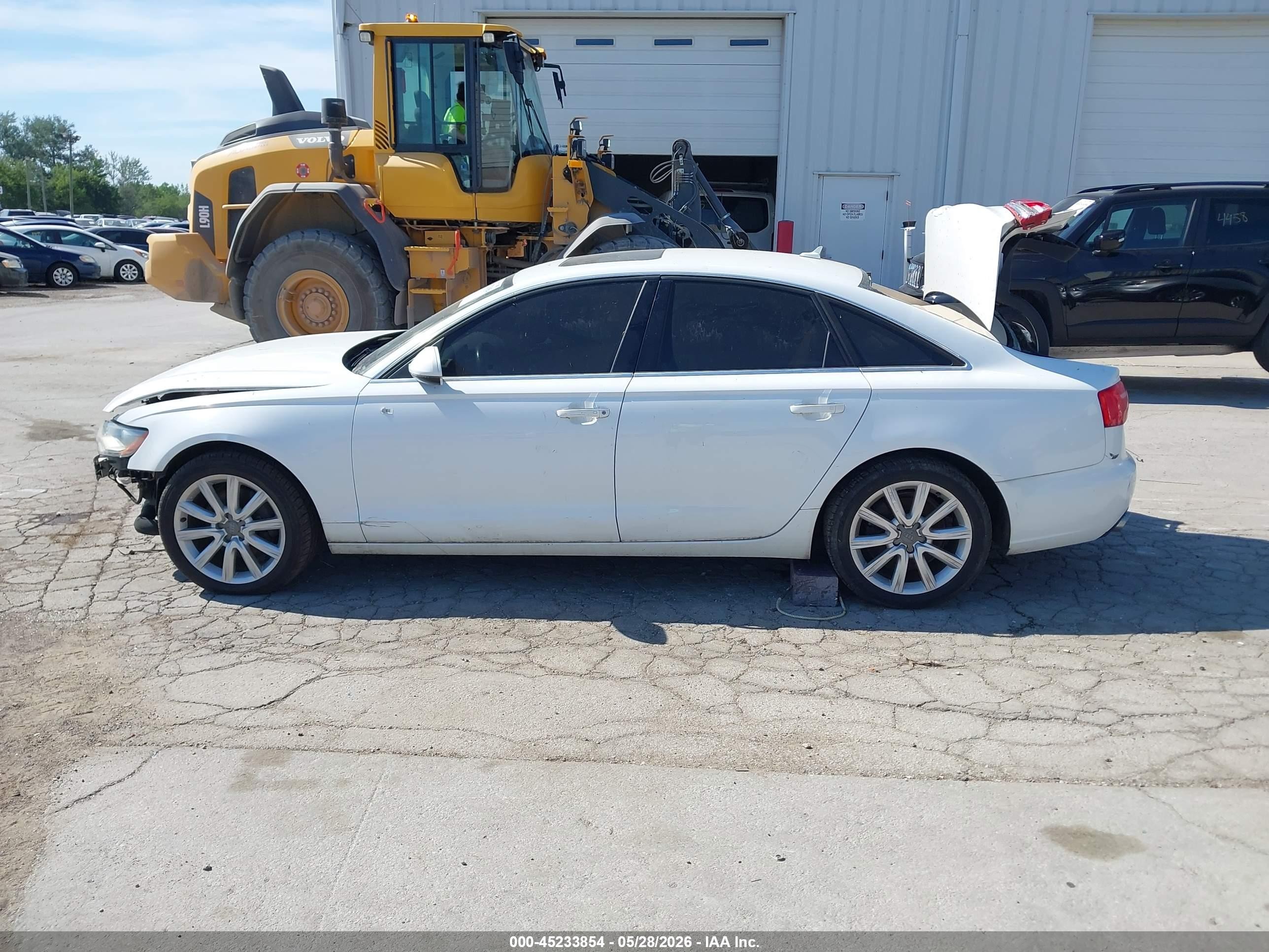 2013 Audi A6 2.0t Premium White vin: WAUGFAFC3DN080680