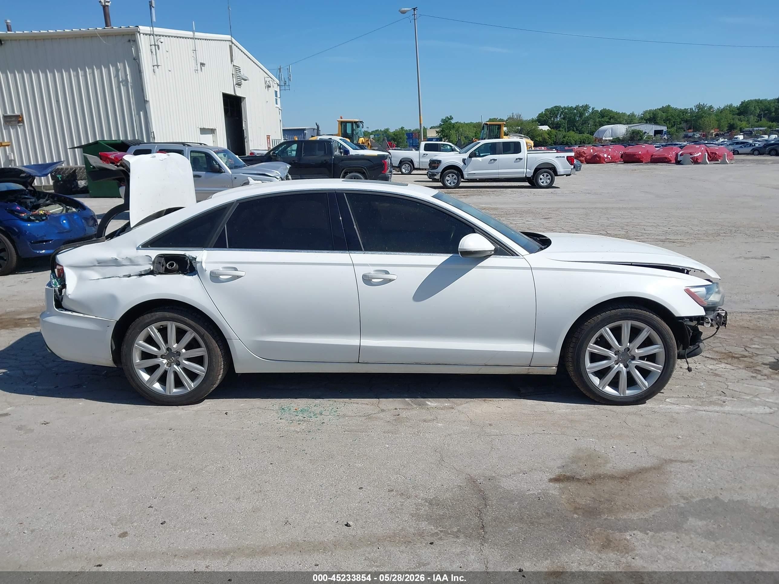 2013 Audi A6 2.0t Premium White vin: WAUGFAFC3DN080680
