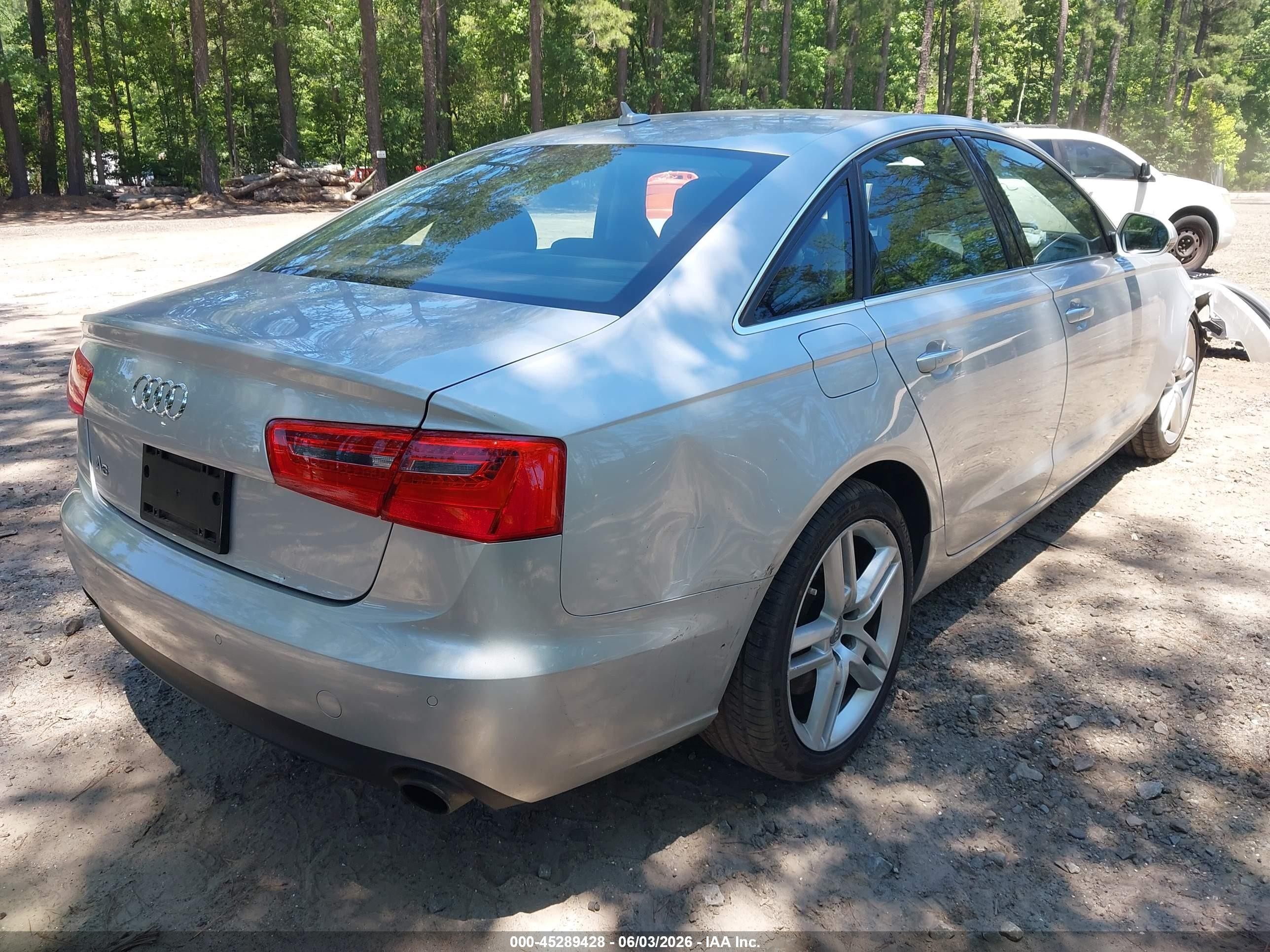 2014 Audi A6 2.0t Premium Silver vin: WAUGFAFC3EN042089