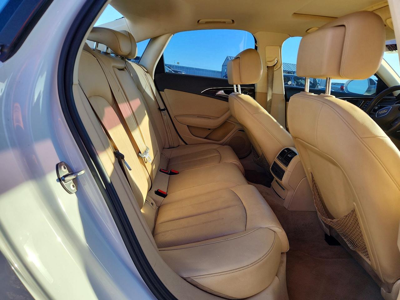 2014 Audi A6 Premium Plus White vin: WAUGFAFC3EN097870