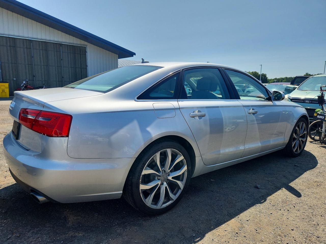 2013 Audi A6 Premium Plus Silver vin: WAUGFAFC4DN129451