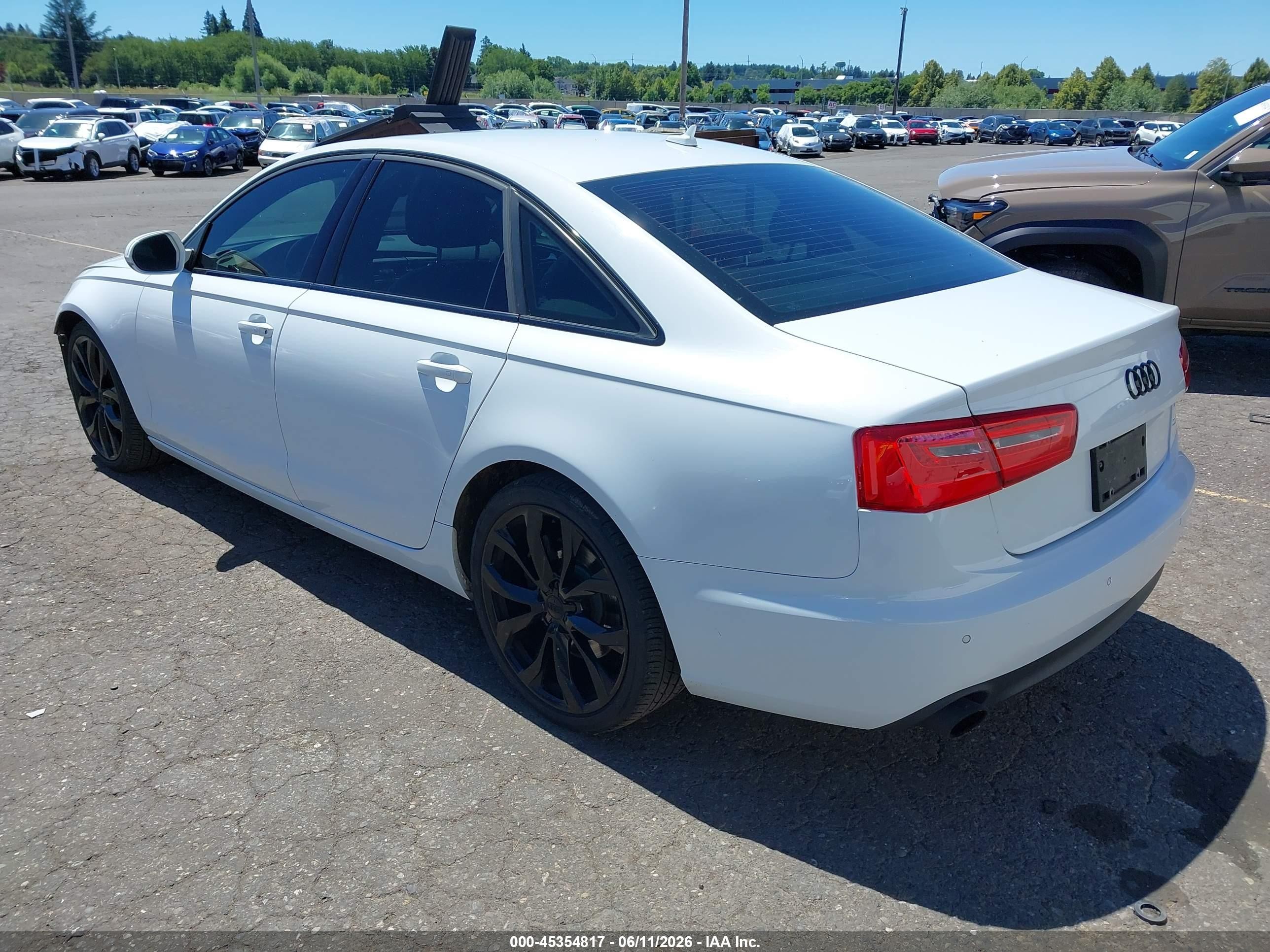 2014 Audi A6 2.0t Premium White vin: WAUGFAFC5EN124051