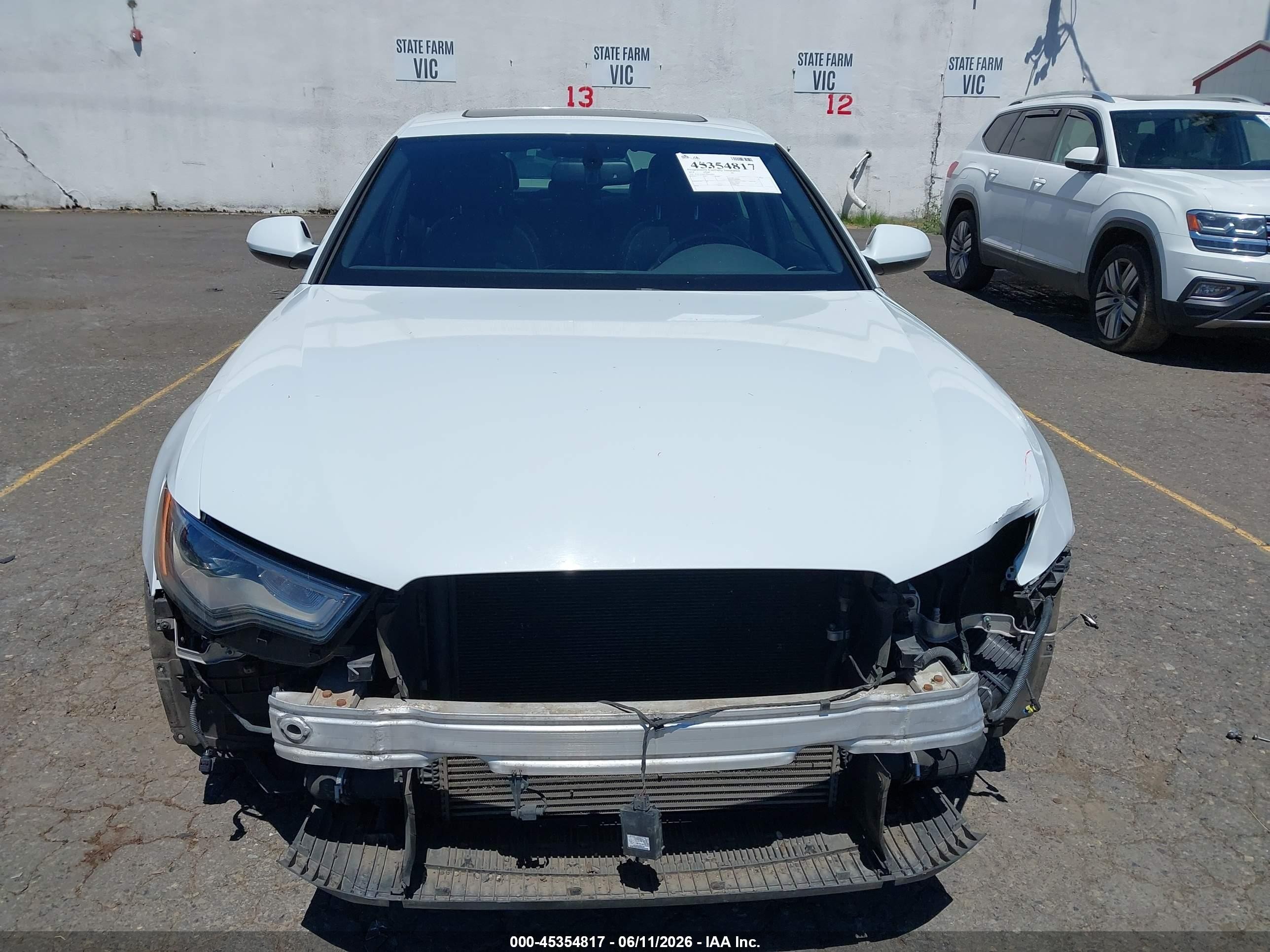 2014 Audi A6 2.0t Premium White vin: WAUGFAFC5EN124051
