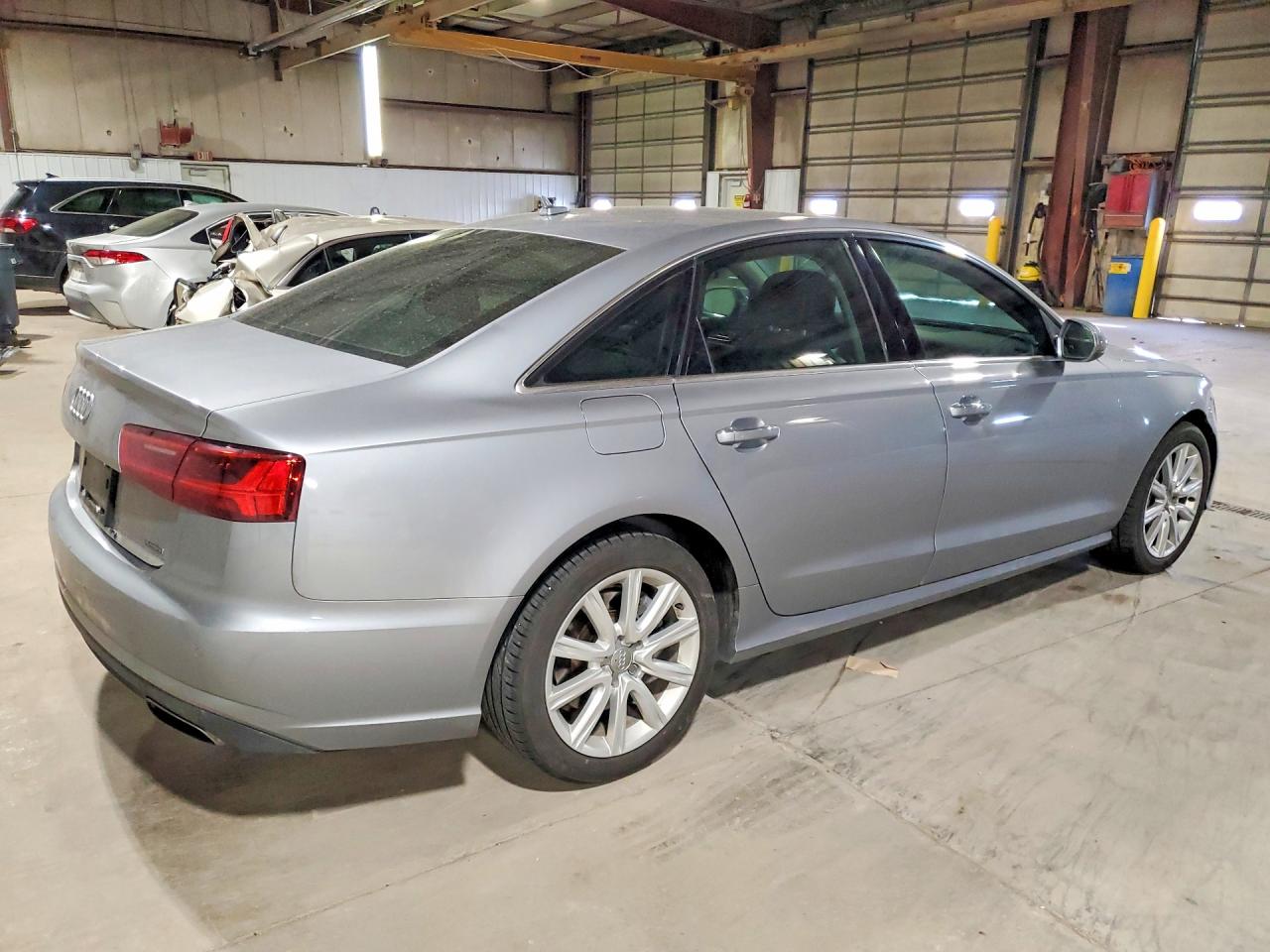 2016 Audi A6 Premium Plus Серебряный vin: WAUGFAFC6GN083934