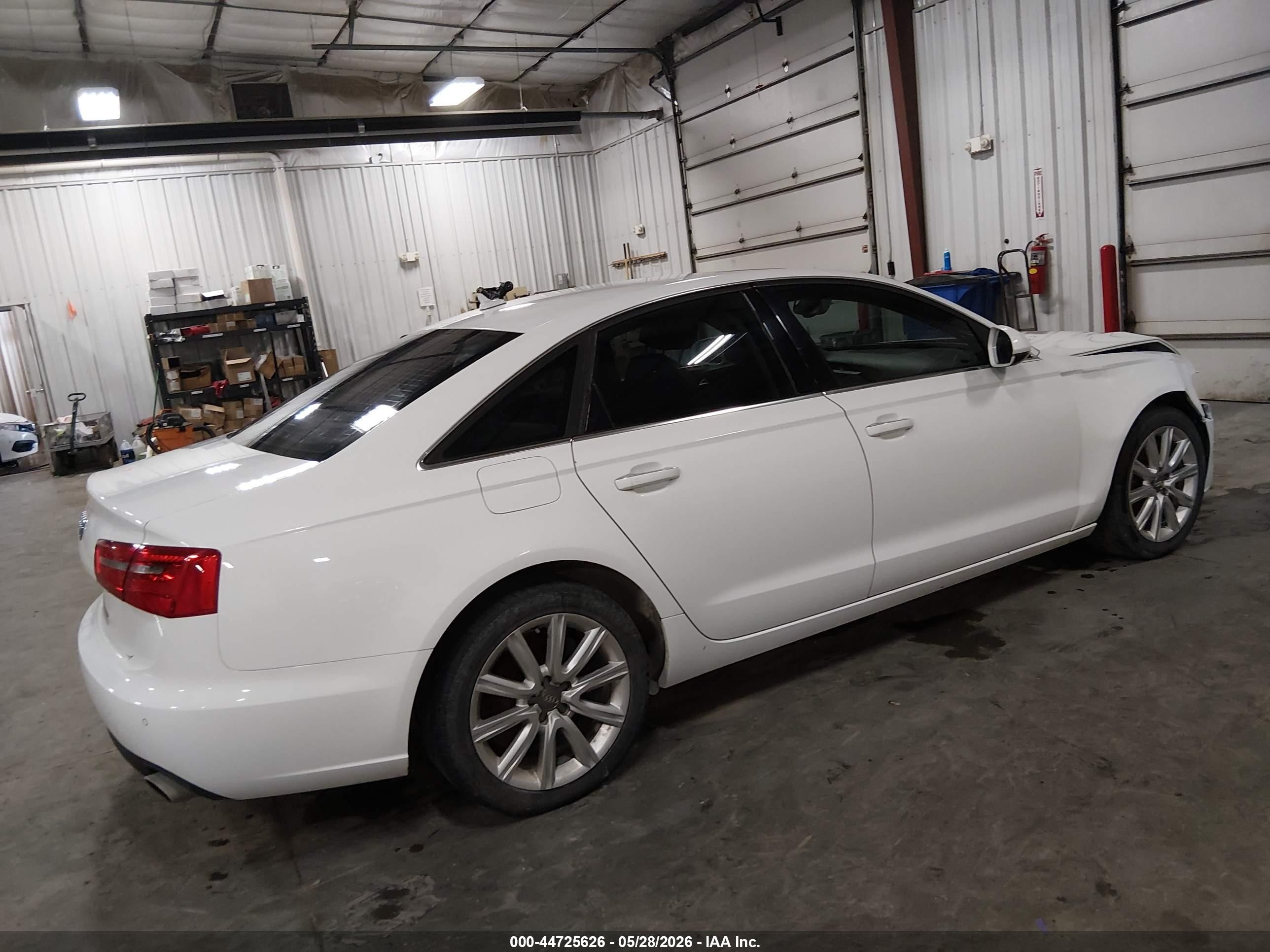 2013 Audi A6 2.0t Premium White vin: WAUGFAFC8DN058156