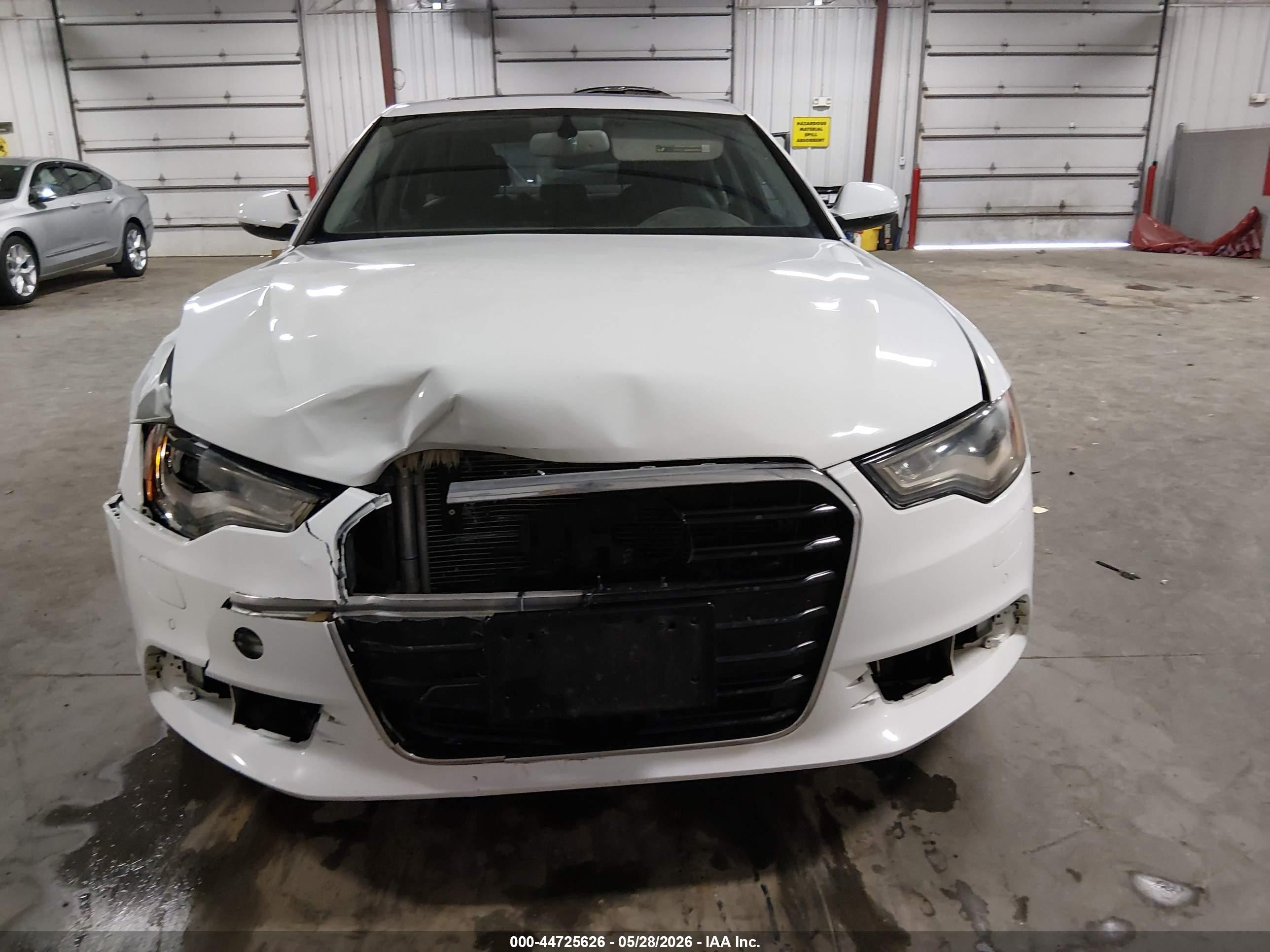 2013 Audi A6 2.0t Premium White vin: WAUGFAFC8DN058156