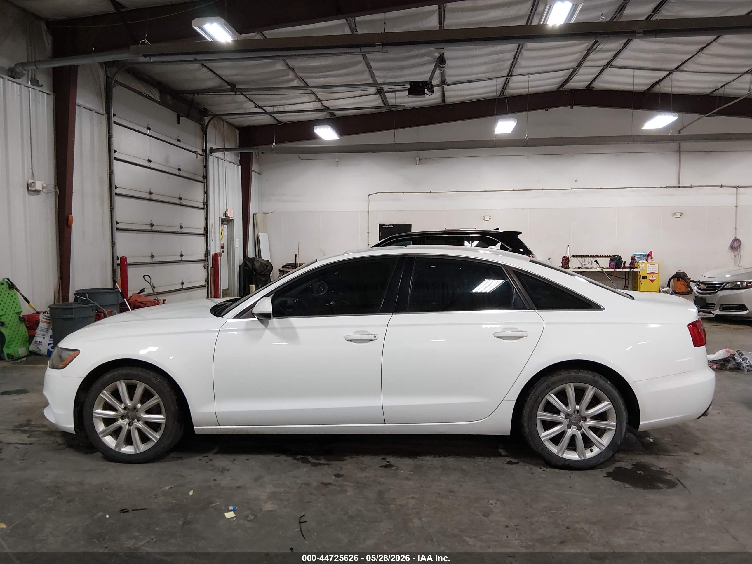 2013 Audi A6 2.0t Premium White vin: WAUGFAFC8DN058156