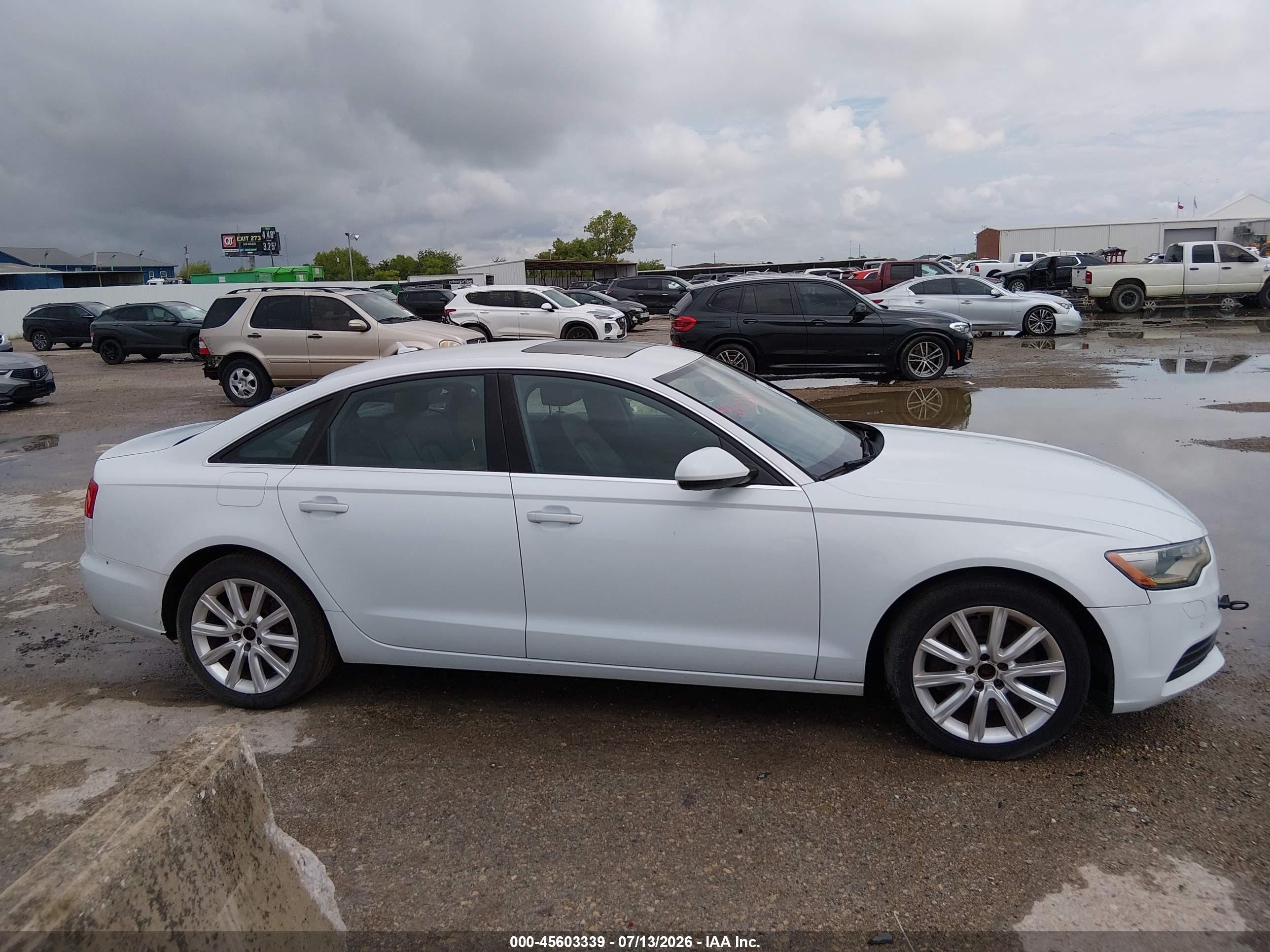 2014 Audi A6 2.0t Premium White vin: WAUGFAFC8EN009072