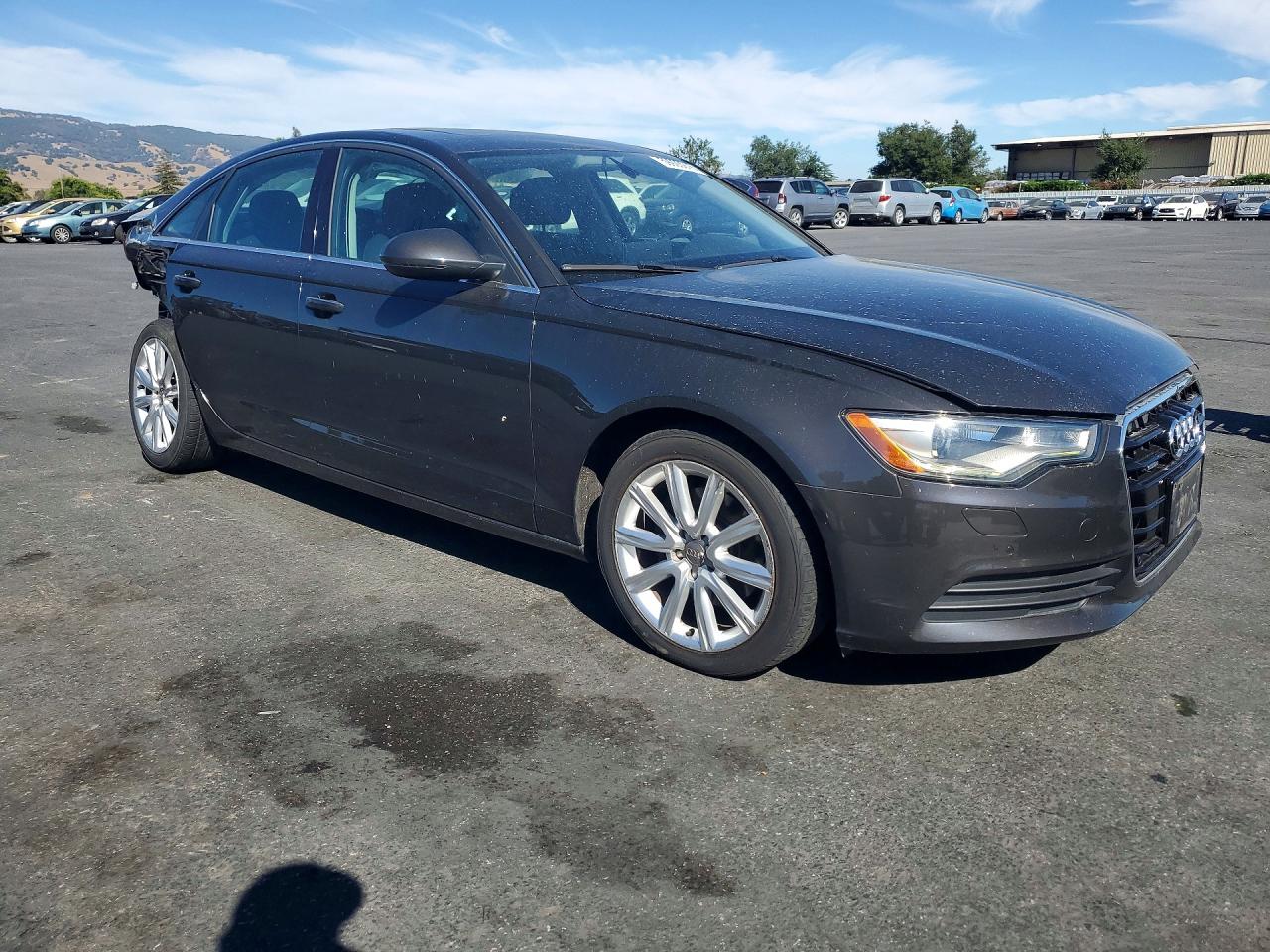 2013 Audi A6 Premium Plus Серый vin: WAUGFAFC9DN147718