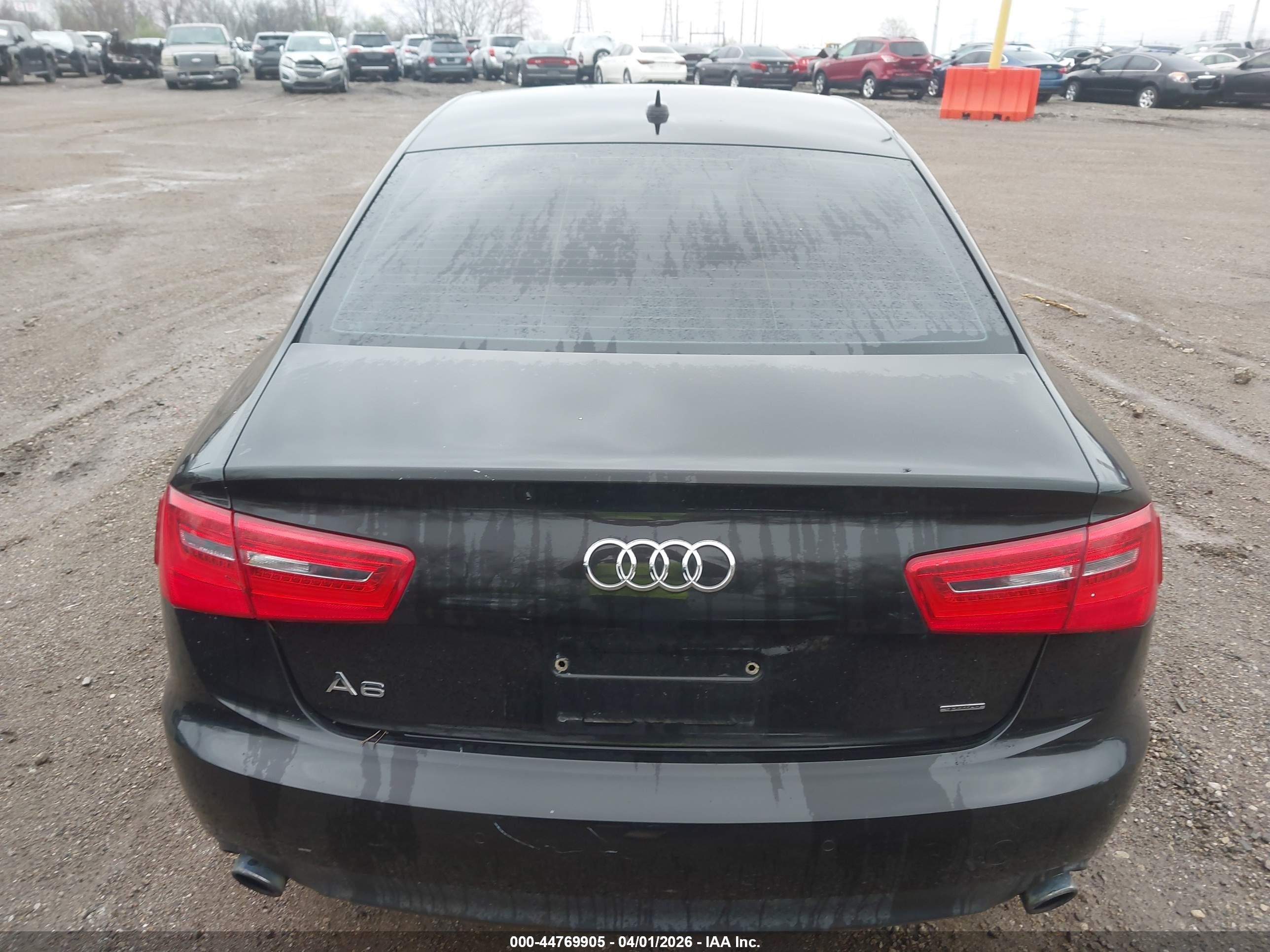 2015 Audi A6 2.0t Premium Черный vin: WAUGFAFC9FN009616