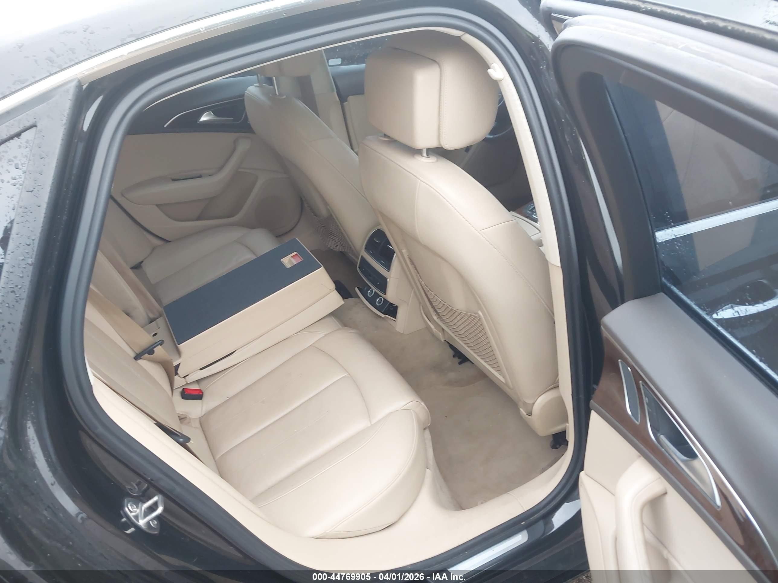 2015 Audi A6 2.0t Premium Черный vin: WAUGFAFC9FN009616